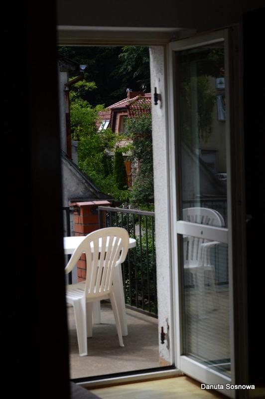 Double Room with Balcony (3 Adults) - Photo 11