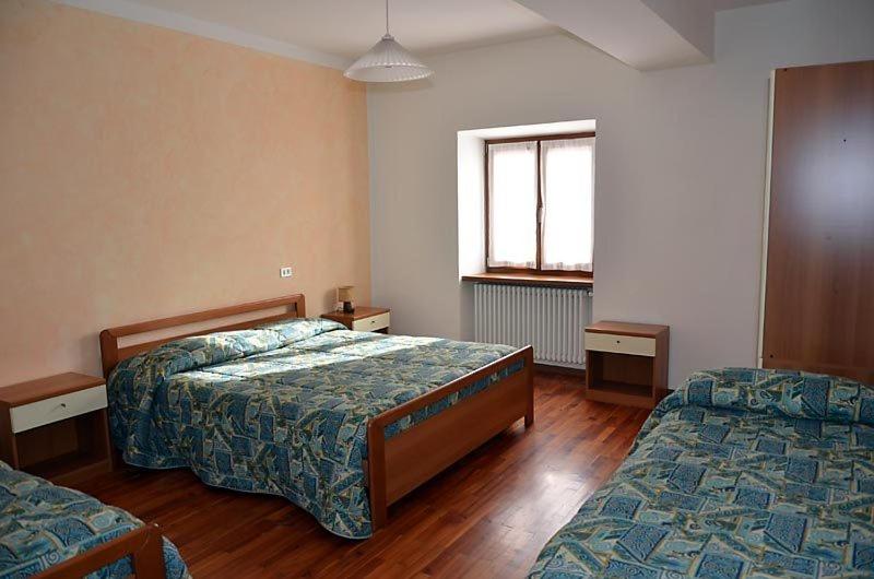 Three-Bedroom Apartment photo 1