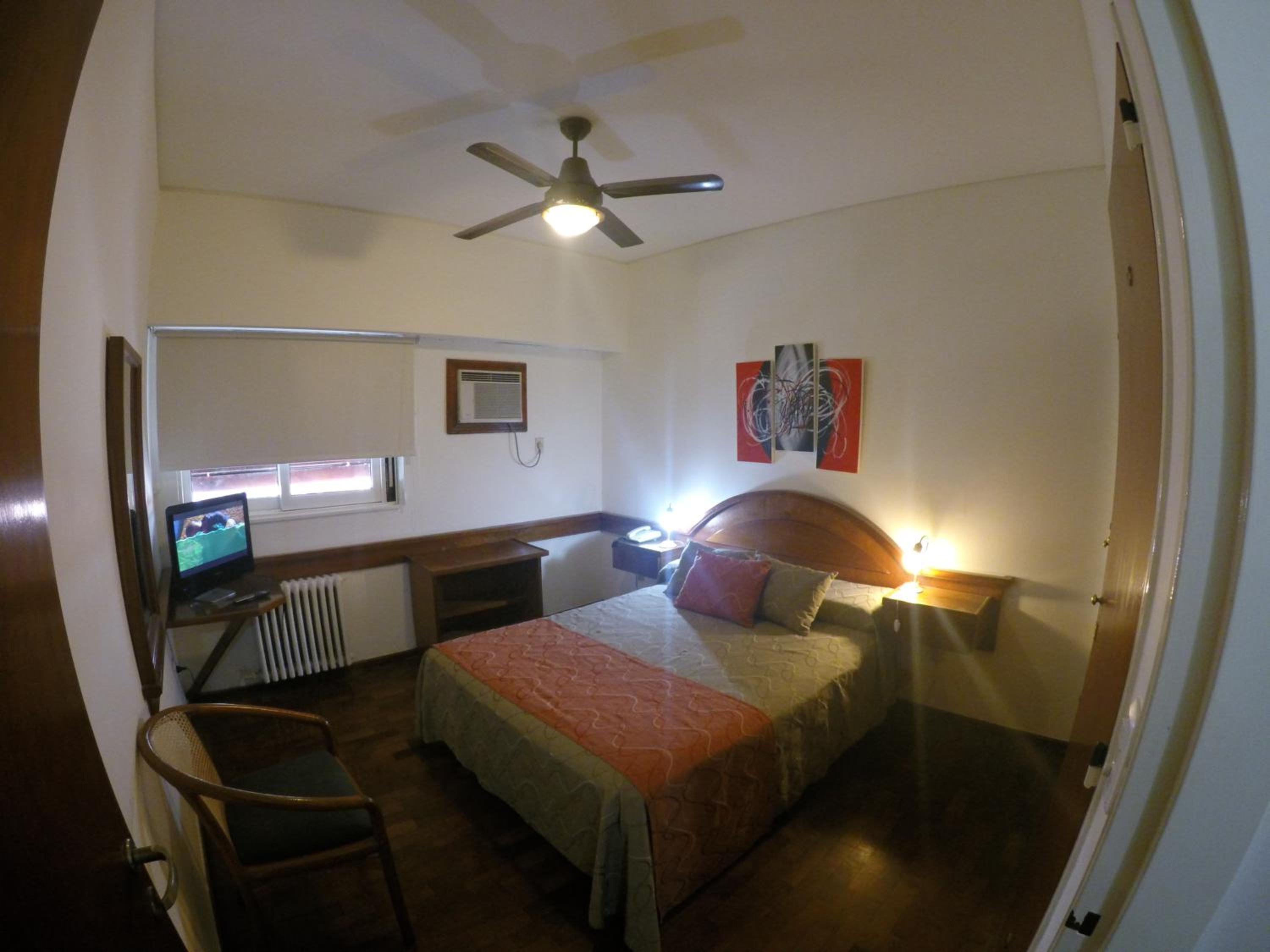 Double or Twin Room photo 3