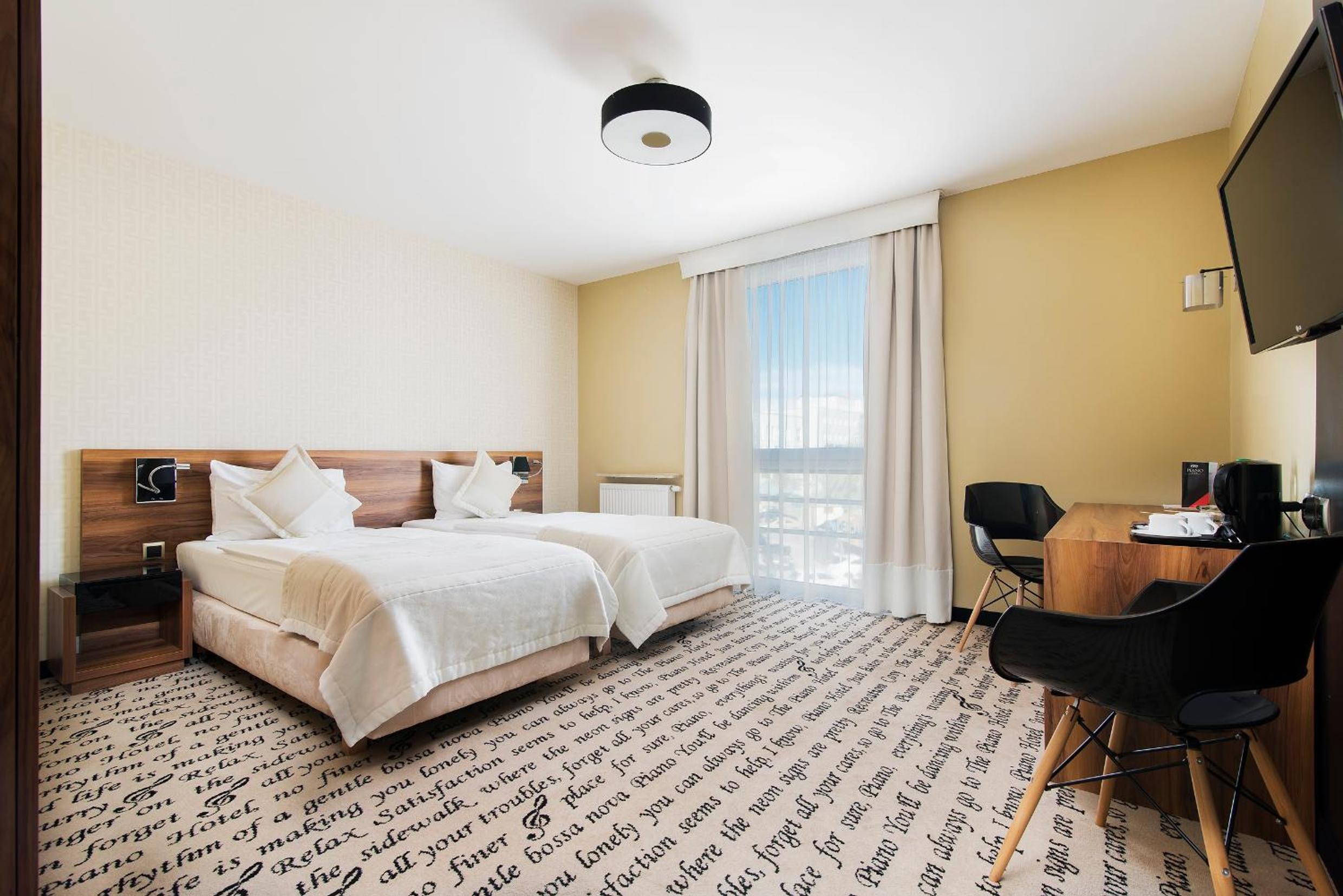 Twin Room - Photo 1