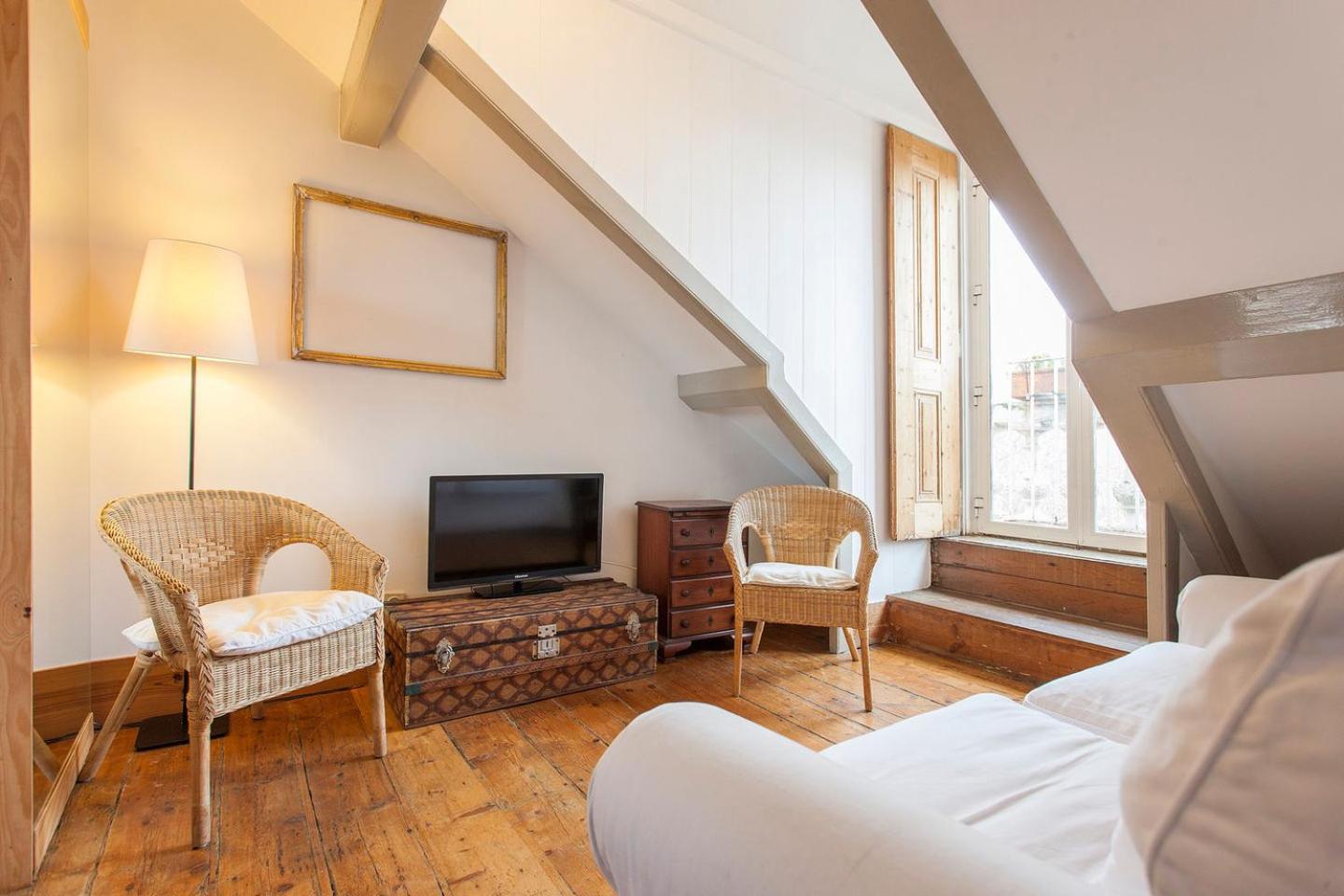 Penthouse Apartment - Photo 37