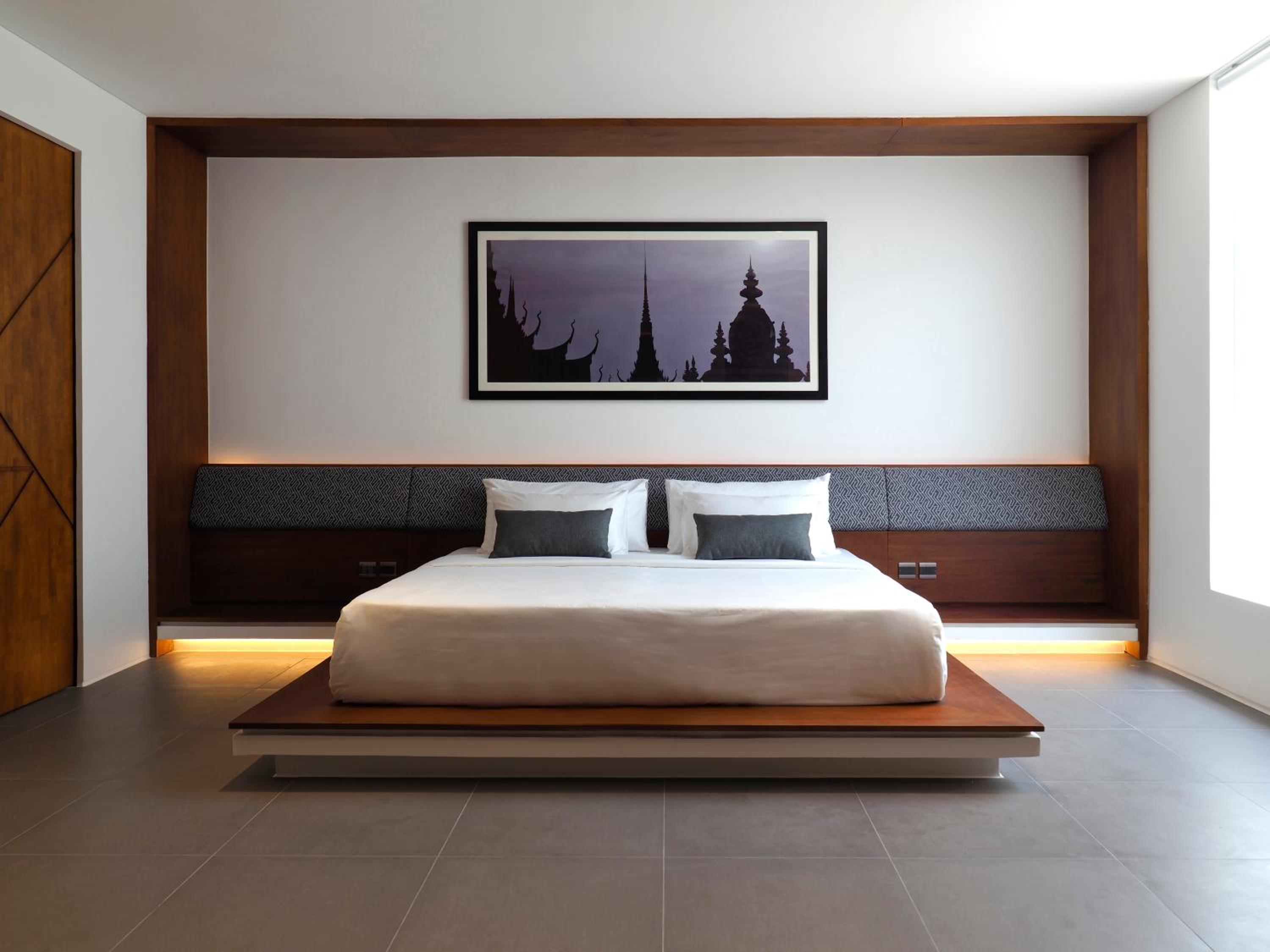 Riverfront suite photo 1