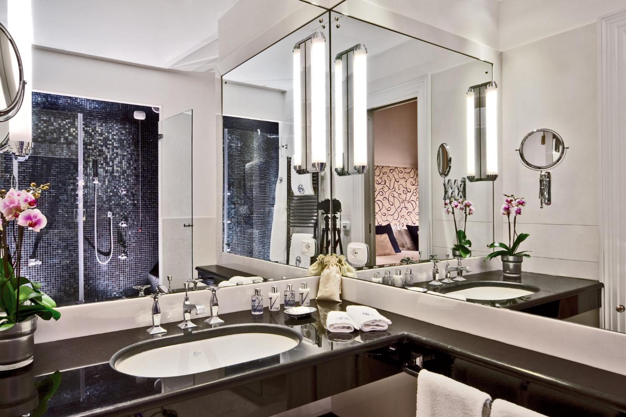 Junior Suite with Sea View - Photo 5