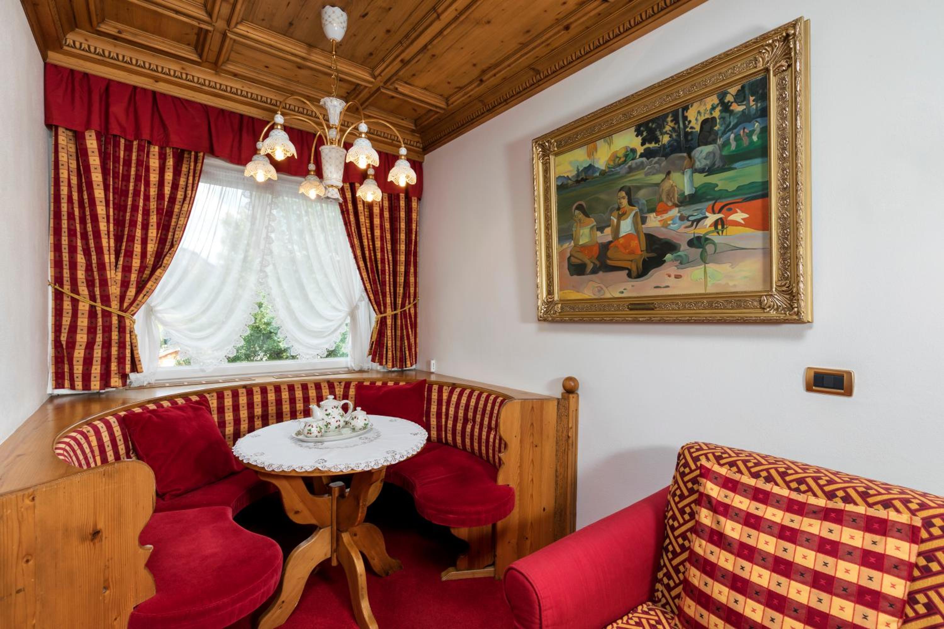 Deluxe Double Room with Spa Bath  photo 3
