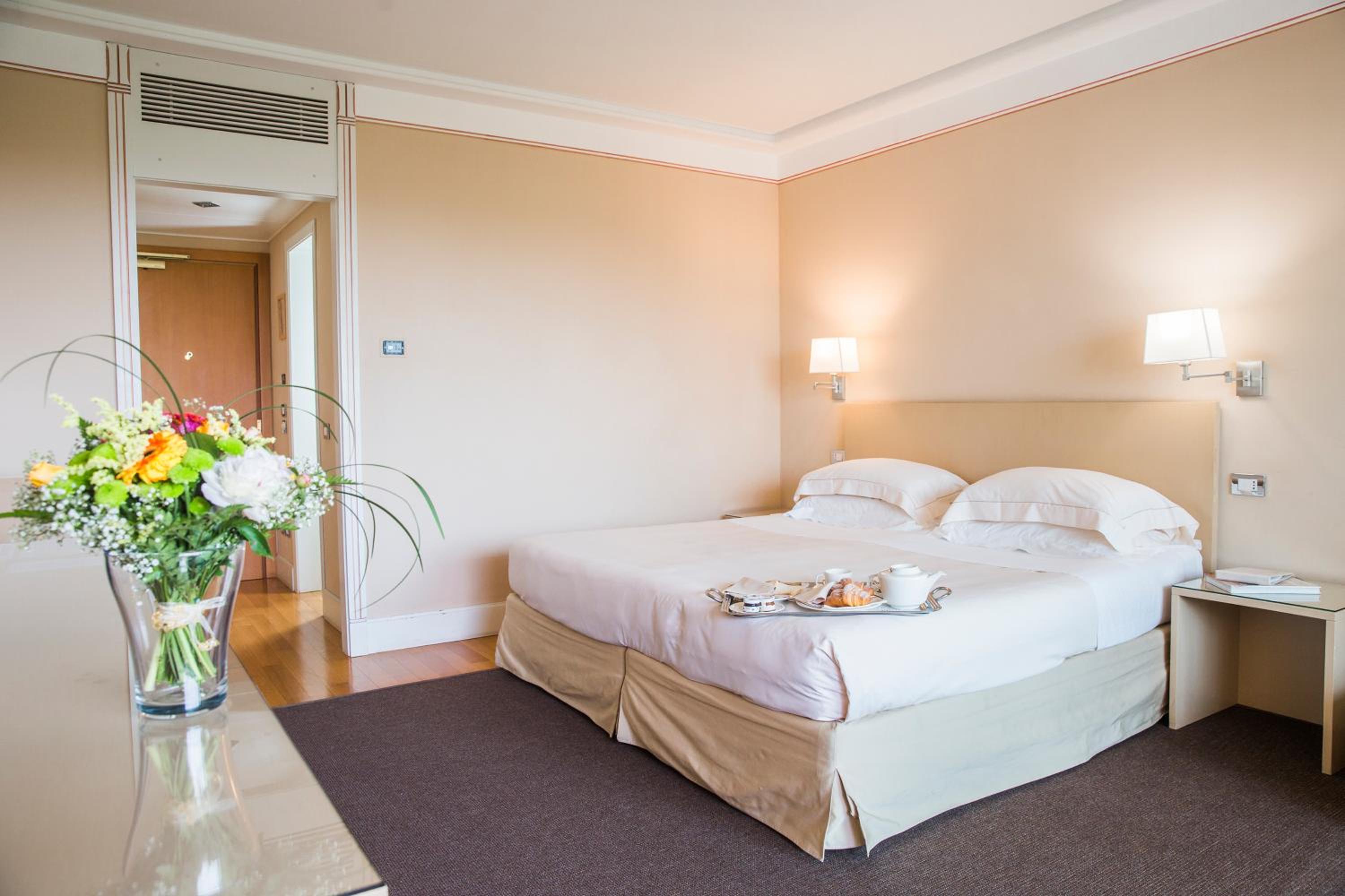 Standard Room with Garden View and Spa Access - Photo 1
