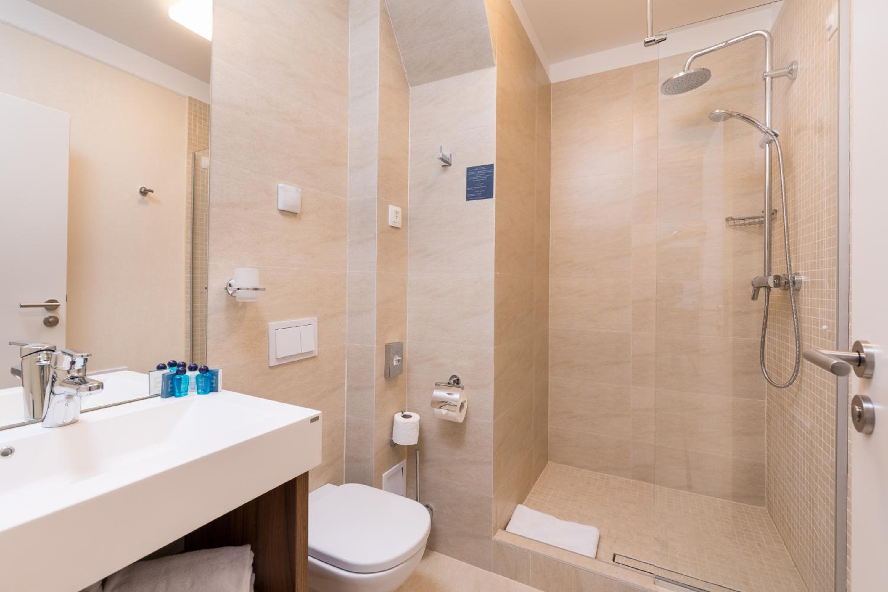 Superior Single Room photo 3