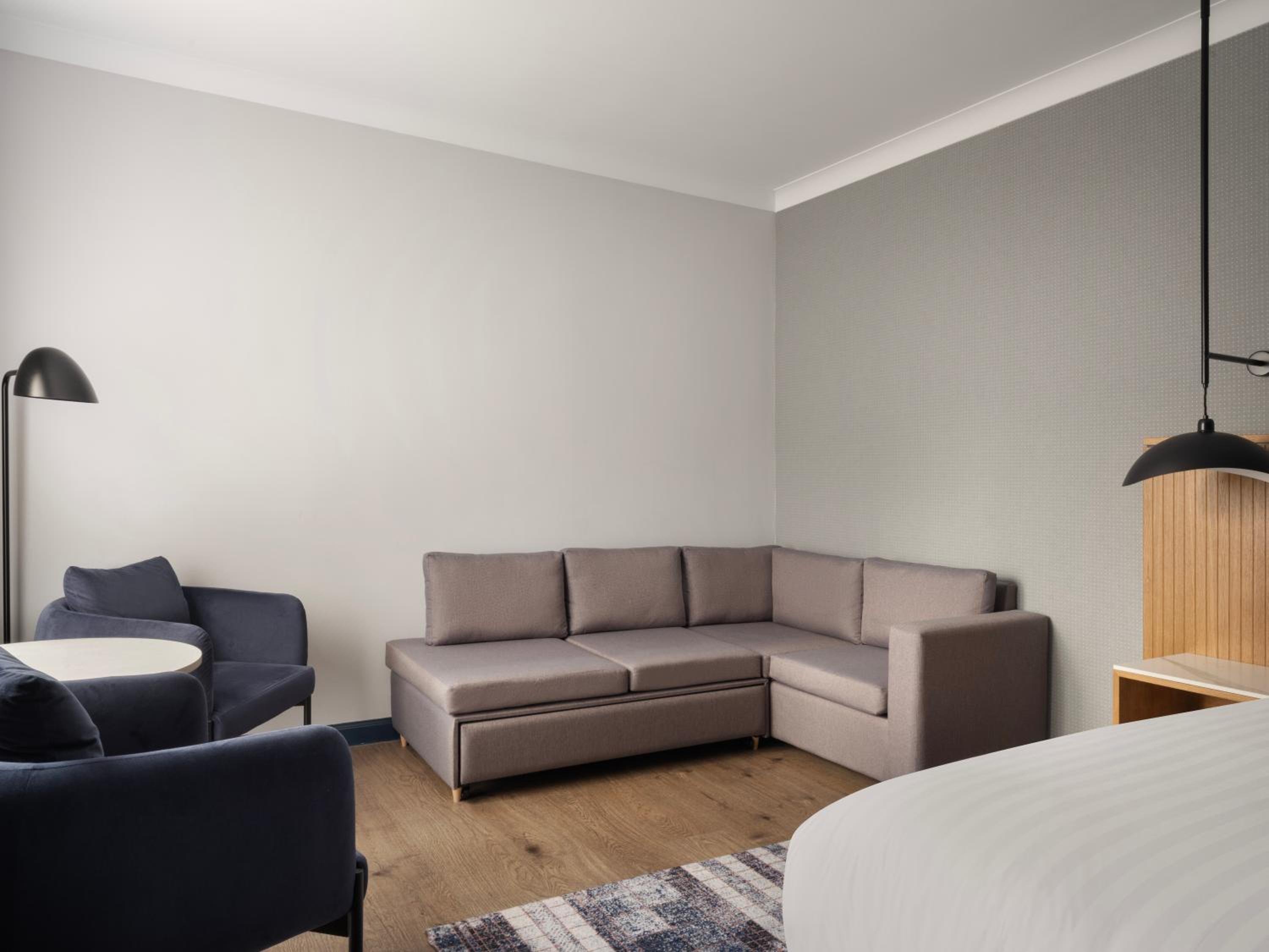Family Queen Room with Two Twin Beds