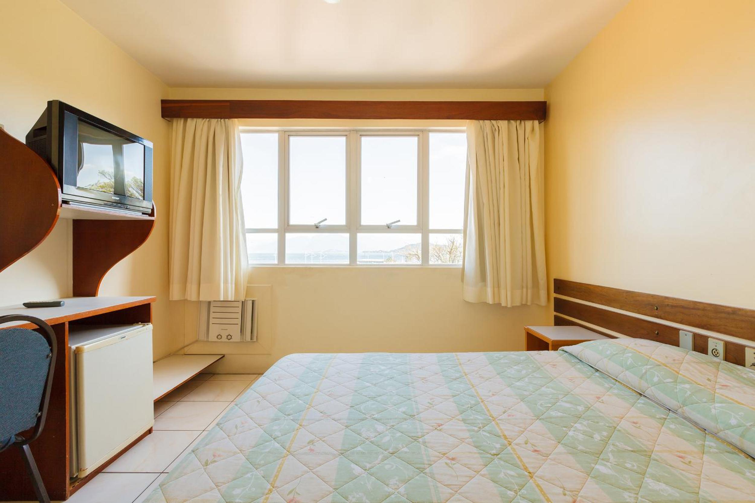 Luxury Couple Room
