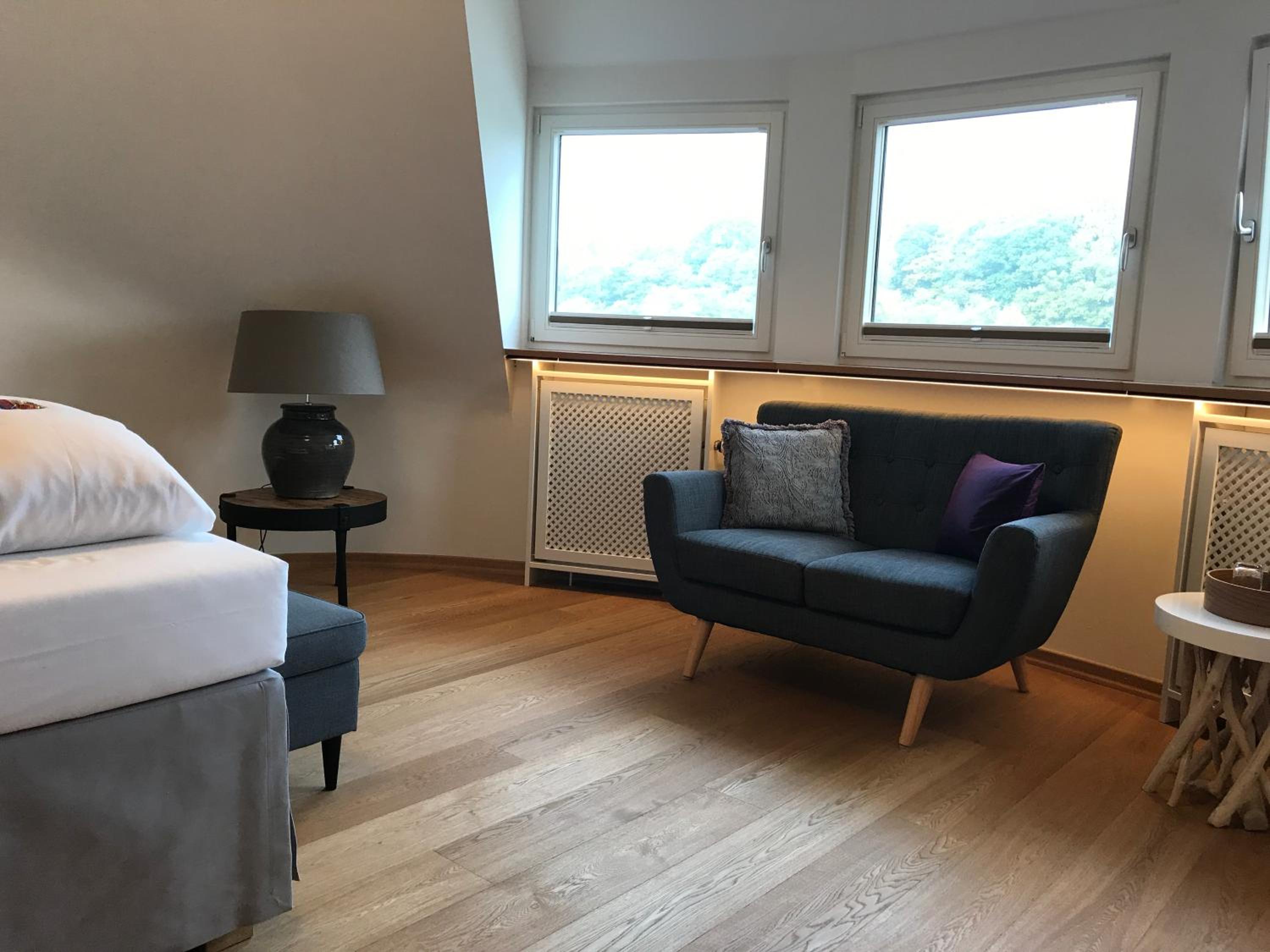 Suite with Lake View - Photo 6