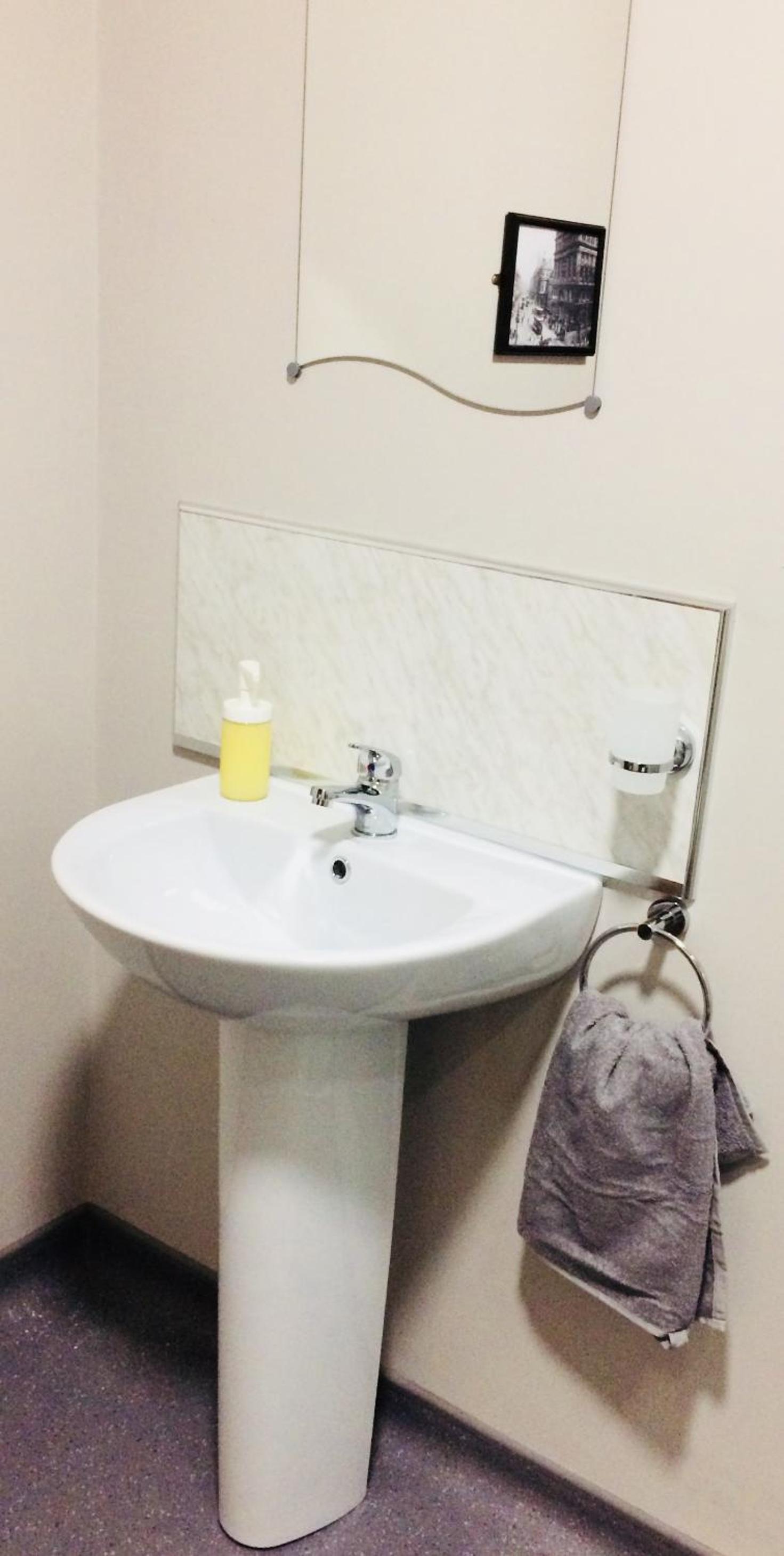 Double Room - Photo 9