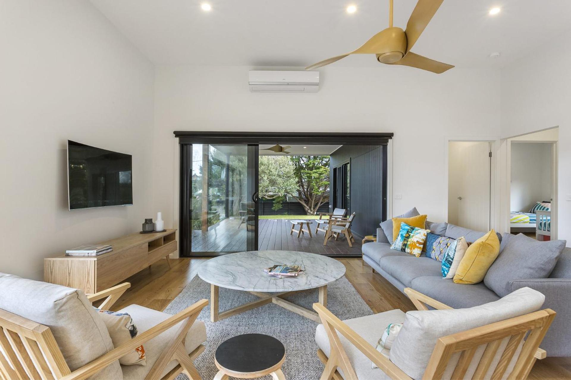 Four-Bedroom House photo 3