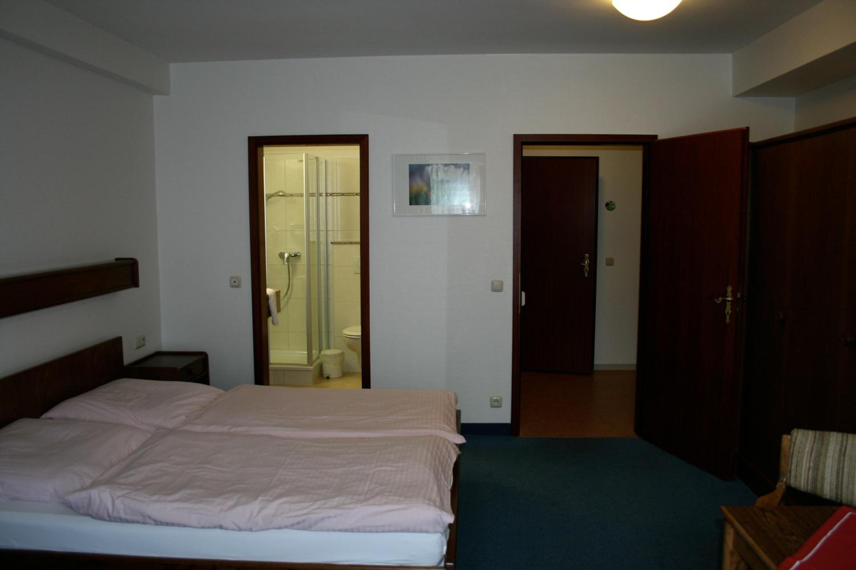 Apartment (2 Adults)