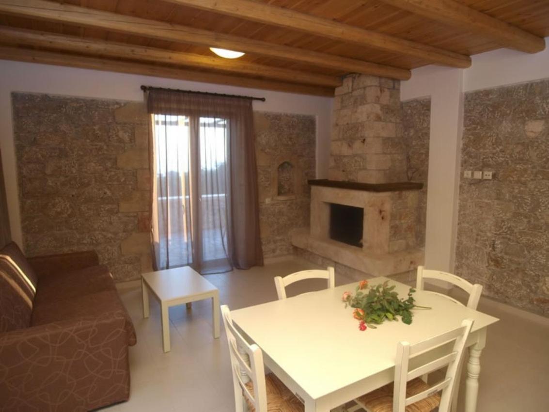 Two-Bedroom Apartment with Fireplace and Sea View