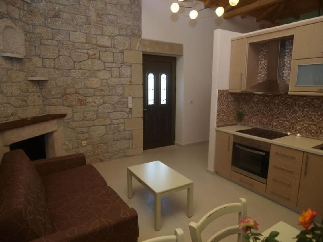 Studio with Fireplace and Sea View photo 2