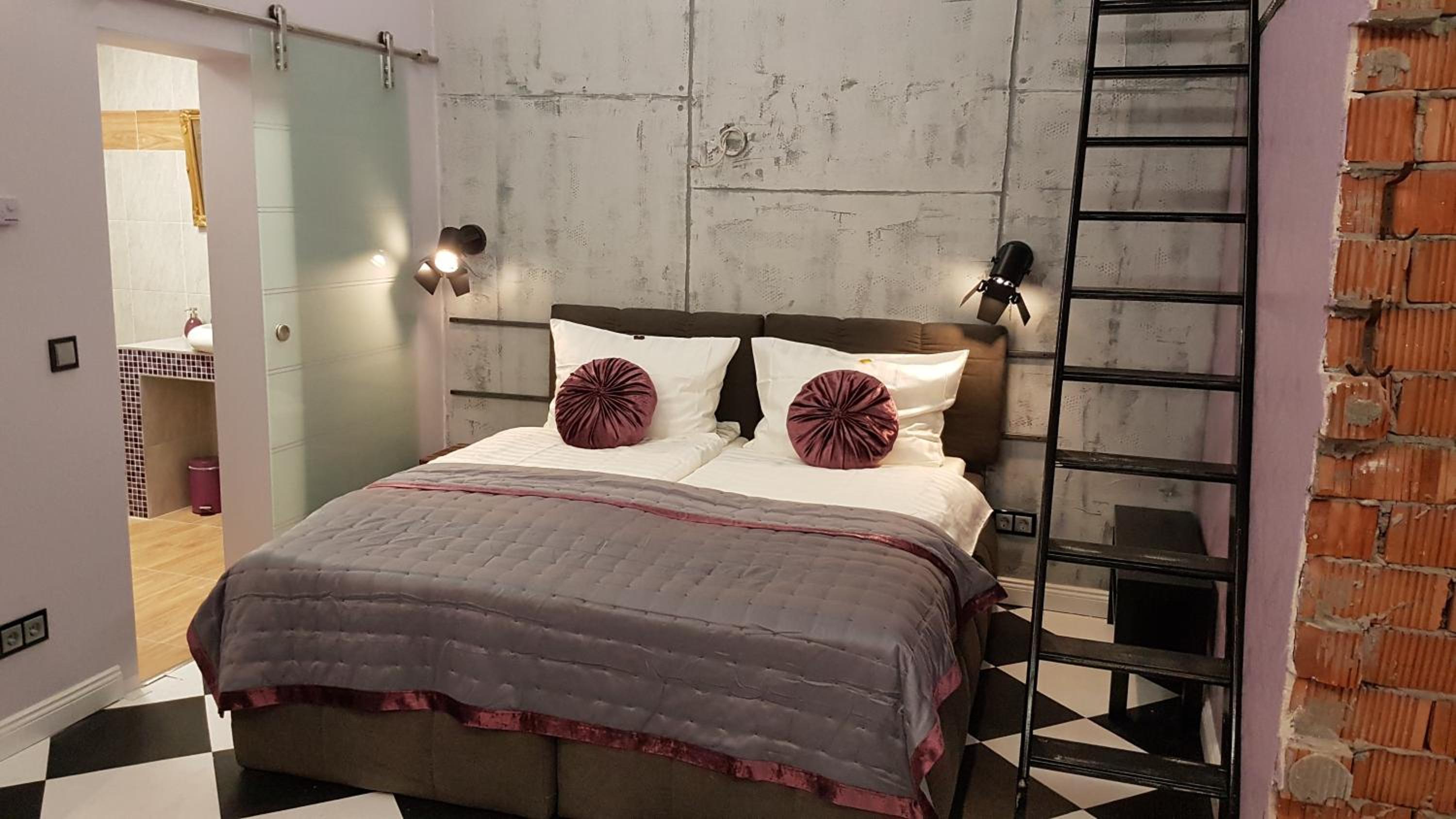 Superior Apartment - Photo 2