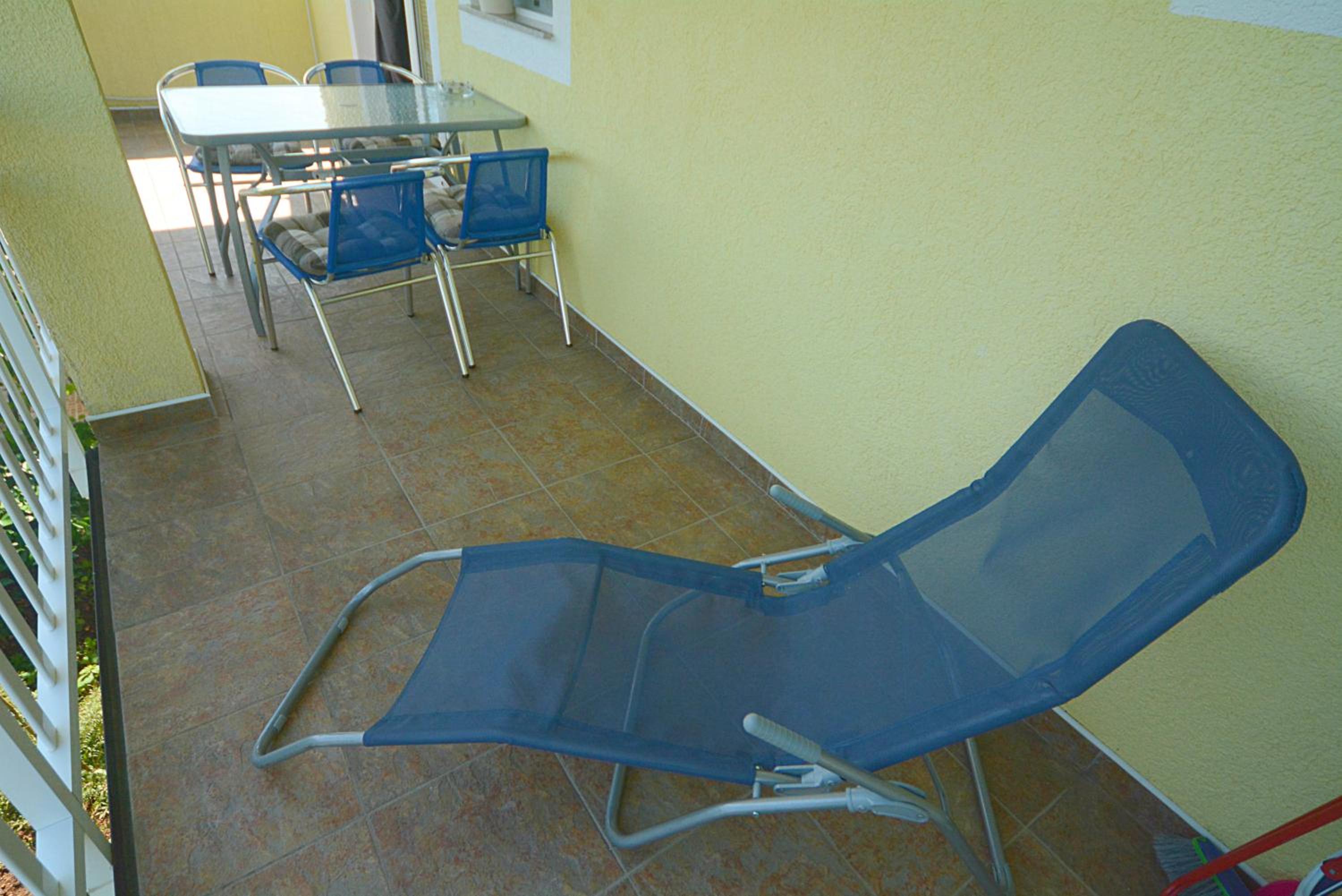 Apartment - Photo 23
