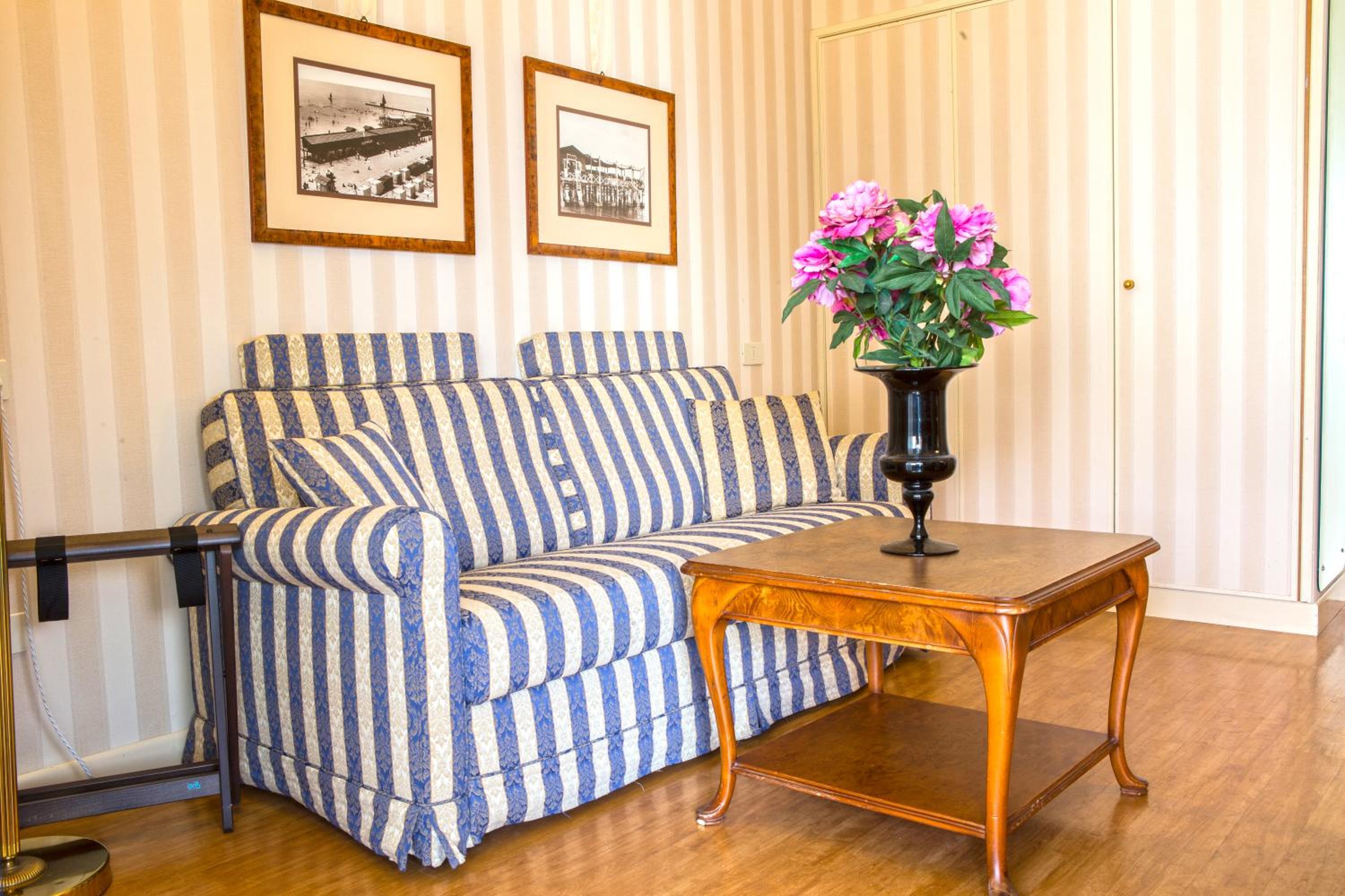 Superior Junior Suite Sea Side - Photo 1