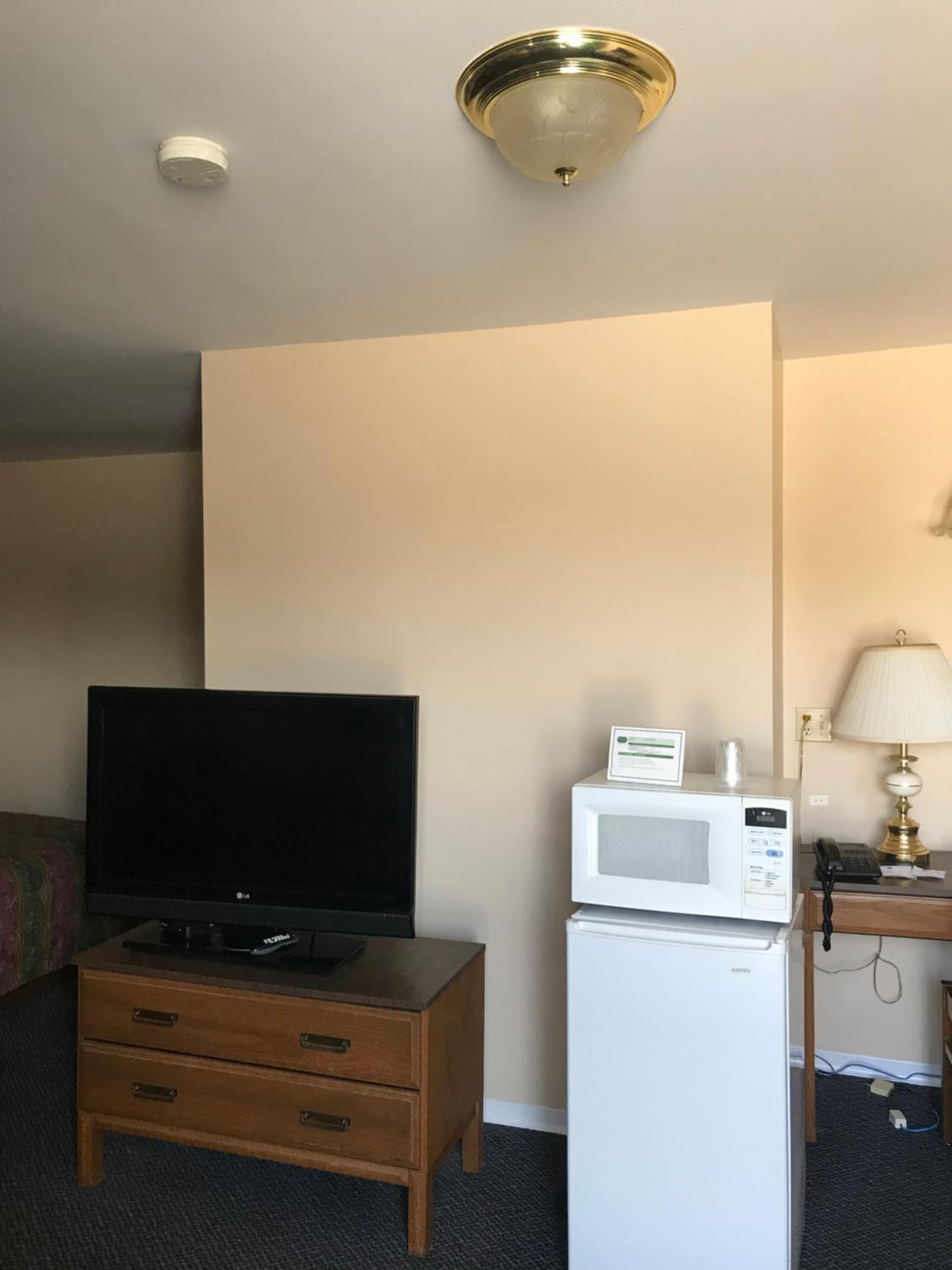 Double Room with Two Double Beds - Photo 2