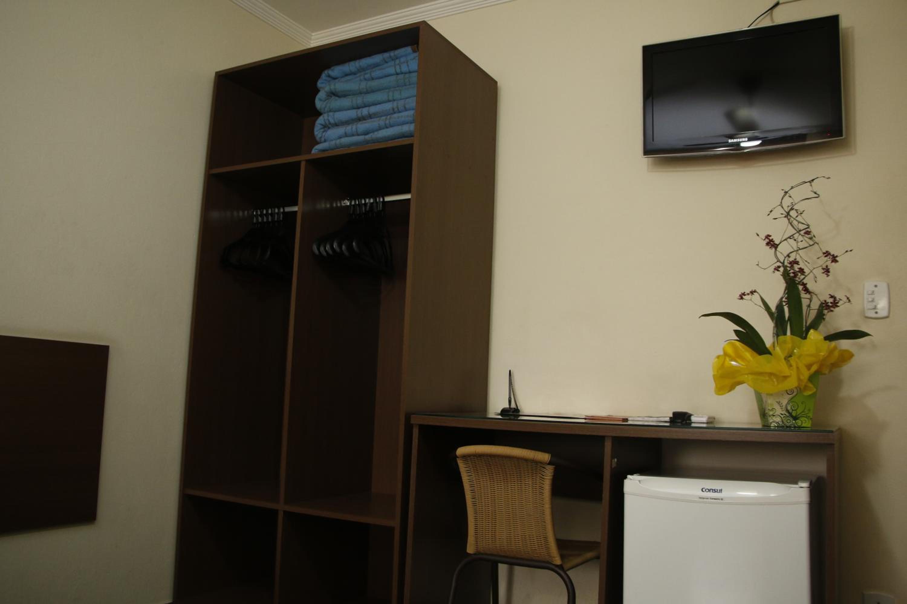 Superior Quadruple Room photo 3