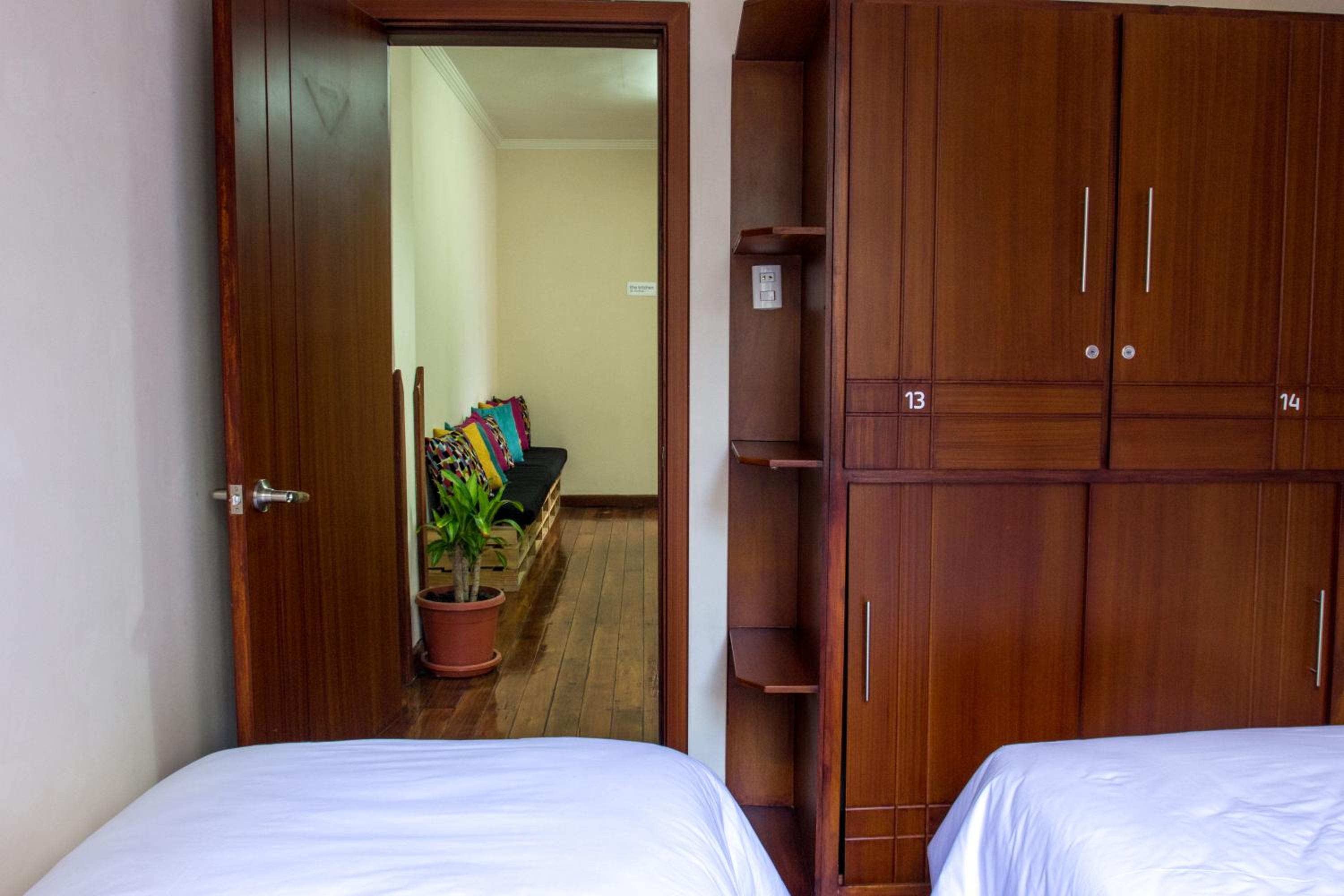 Twin Room with Shared Bathroom photo 1