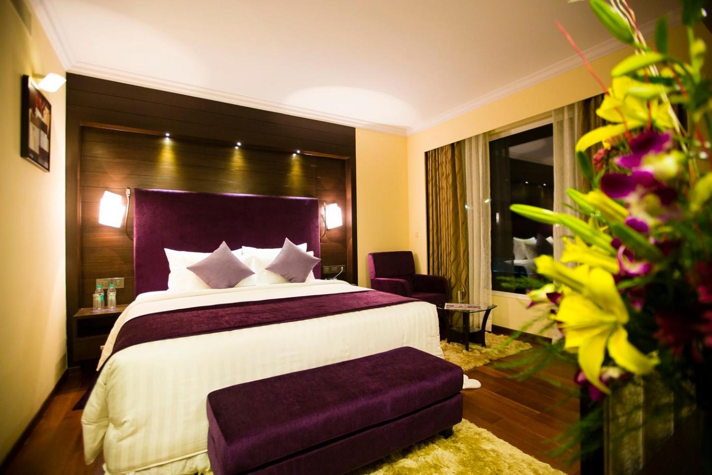 Deluxe Suite with Complimentary evening Hi Tea (from 4pm to 6pm) and 15% Discount on F&B - Photo 2