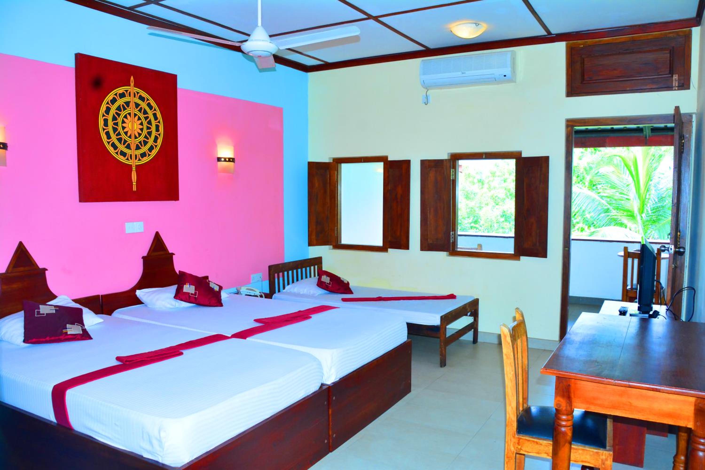Triple Room with Balcony photo 1