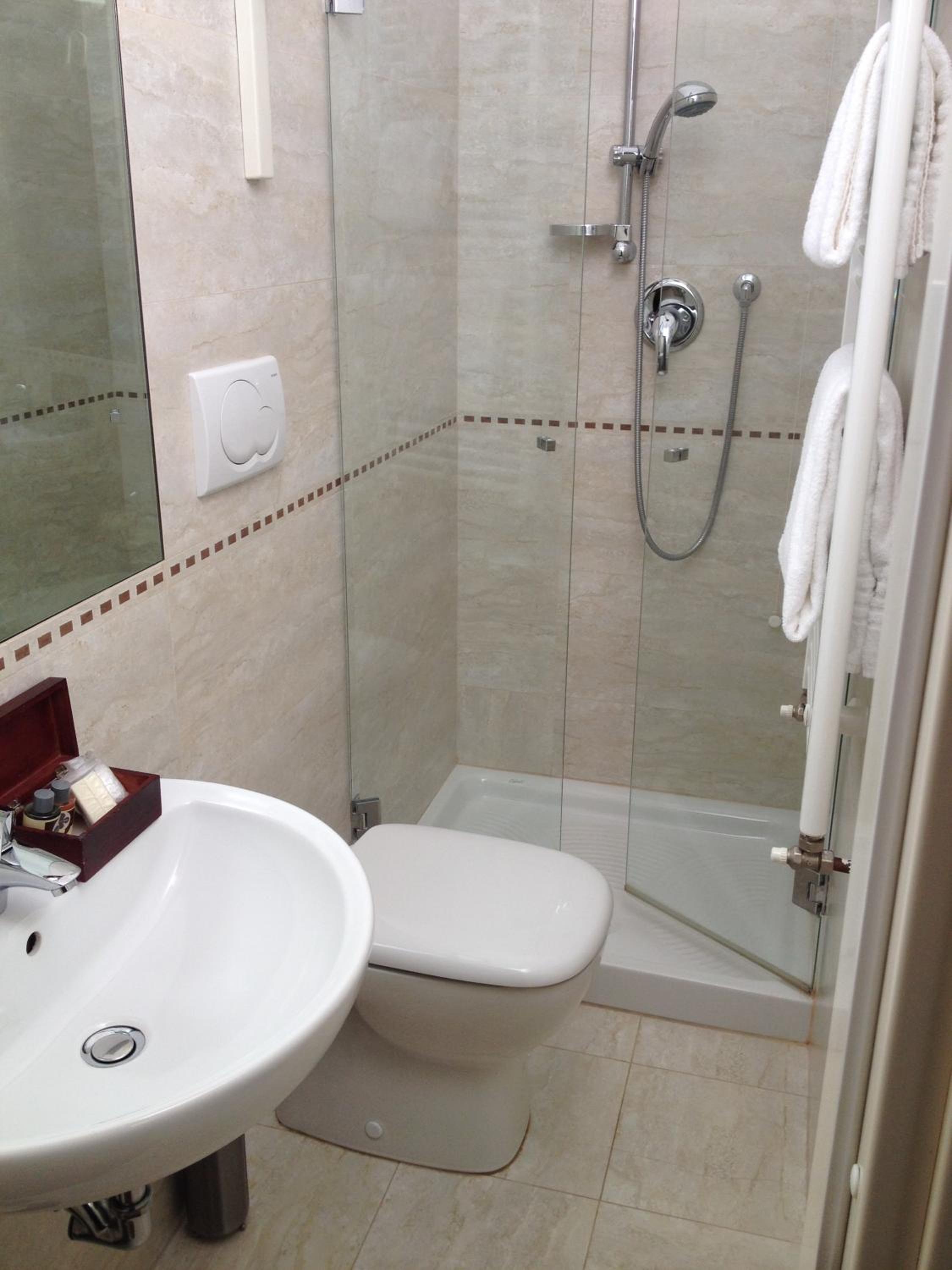 Single Room photo 2
