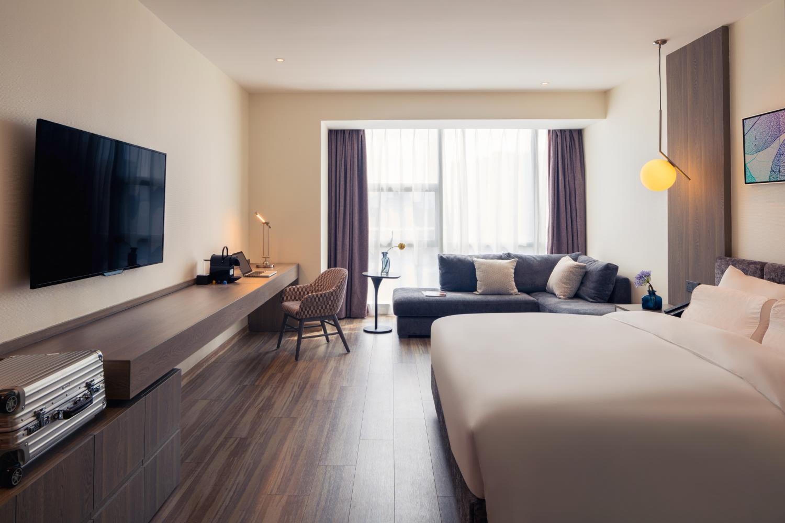 Superior King Room