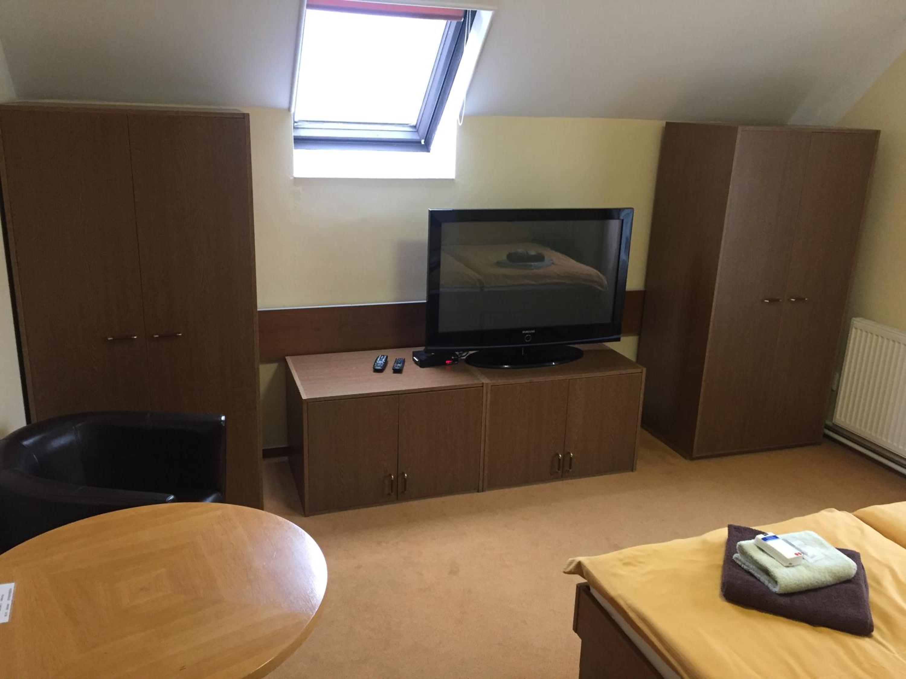 Two-Bedroom Suite photo 3