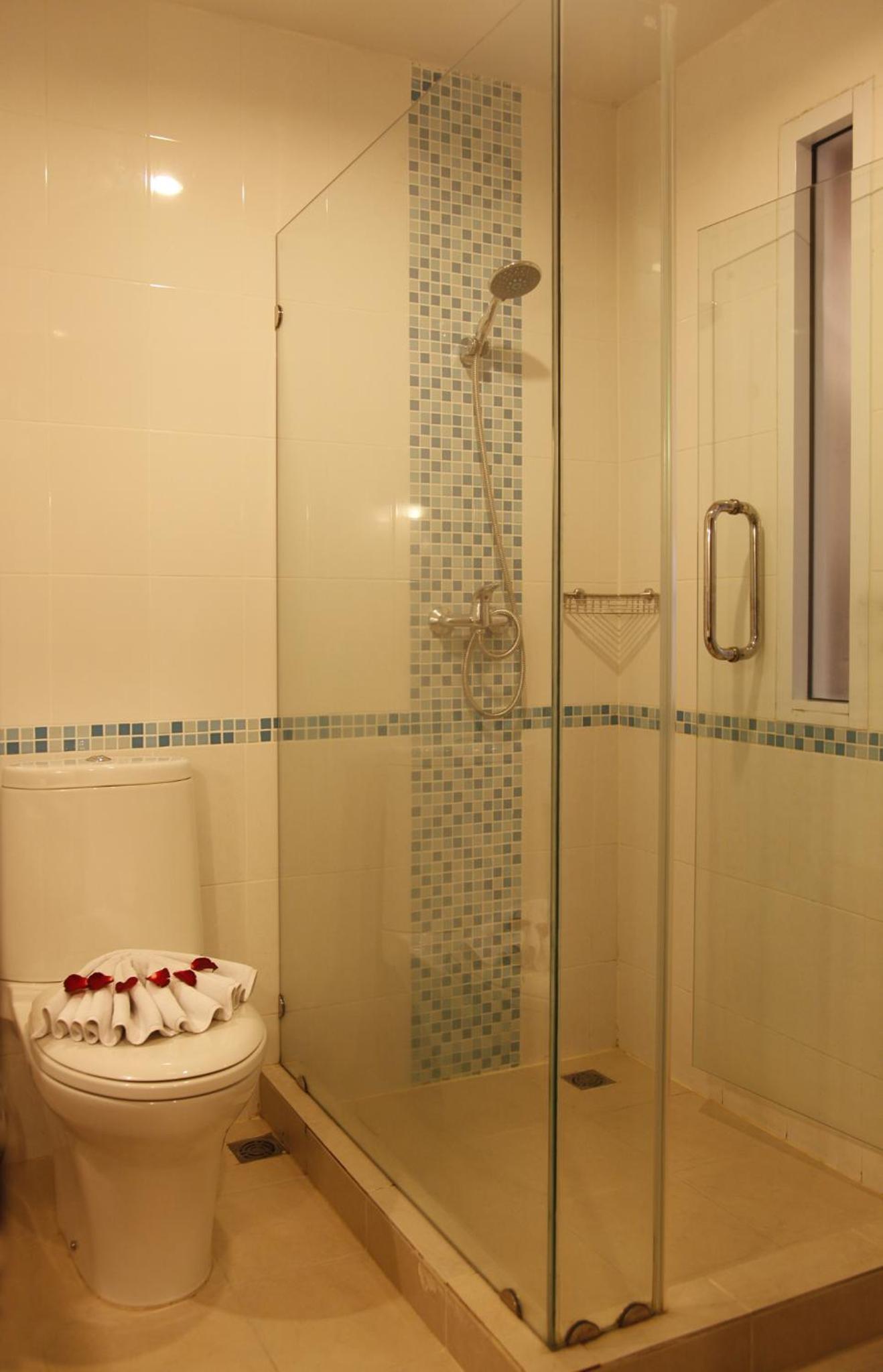 Deluxe Double or Twin Room with Pool Access - Photo 4