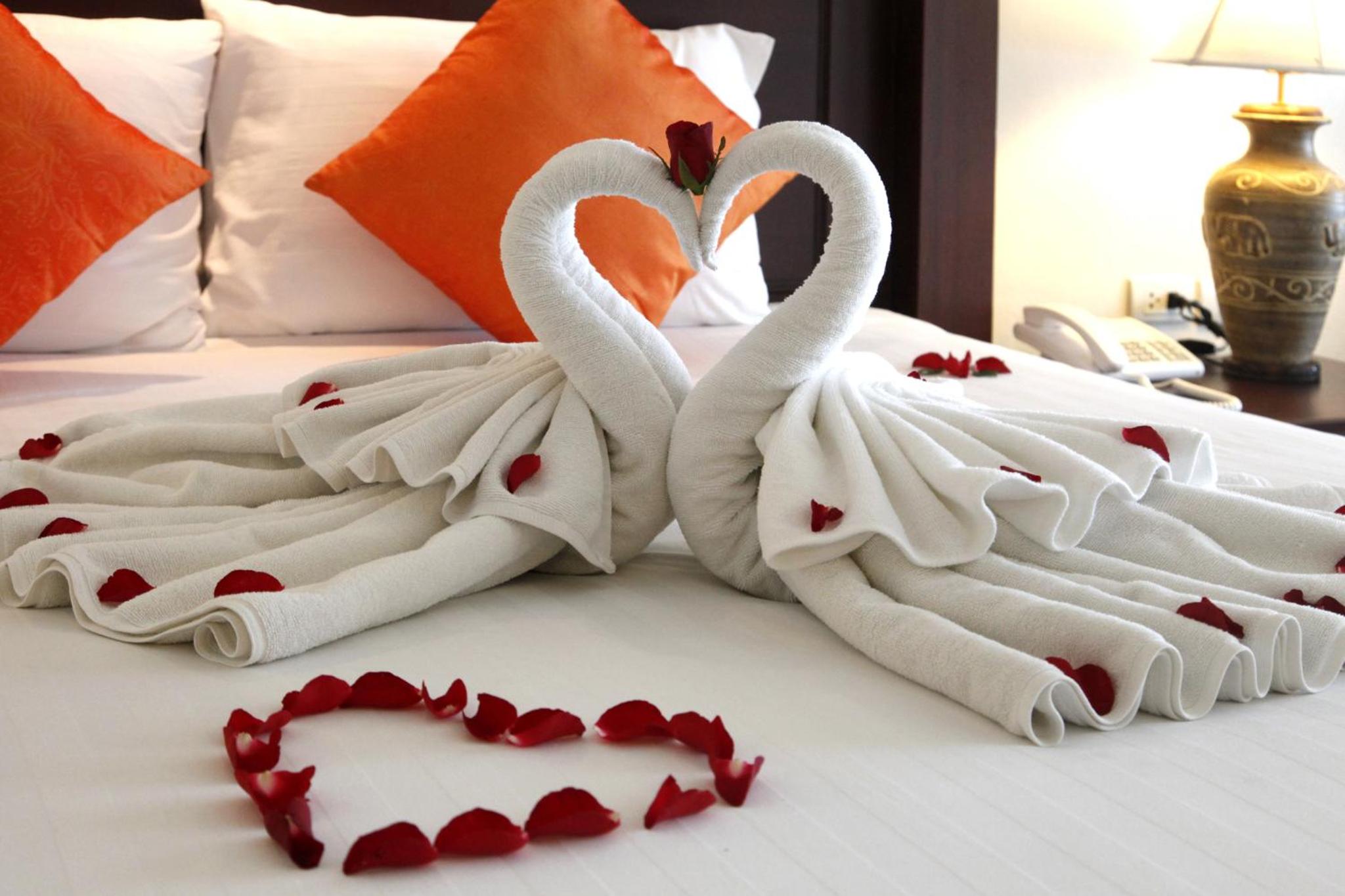 Deluxe Double or Twin Room with Pool Access - Photo 5