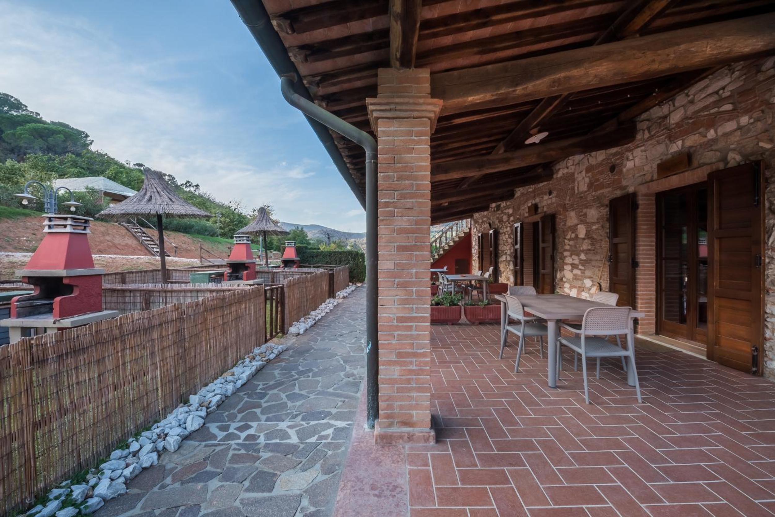 Apartment with Garden View
