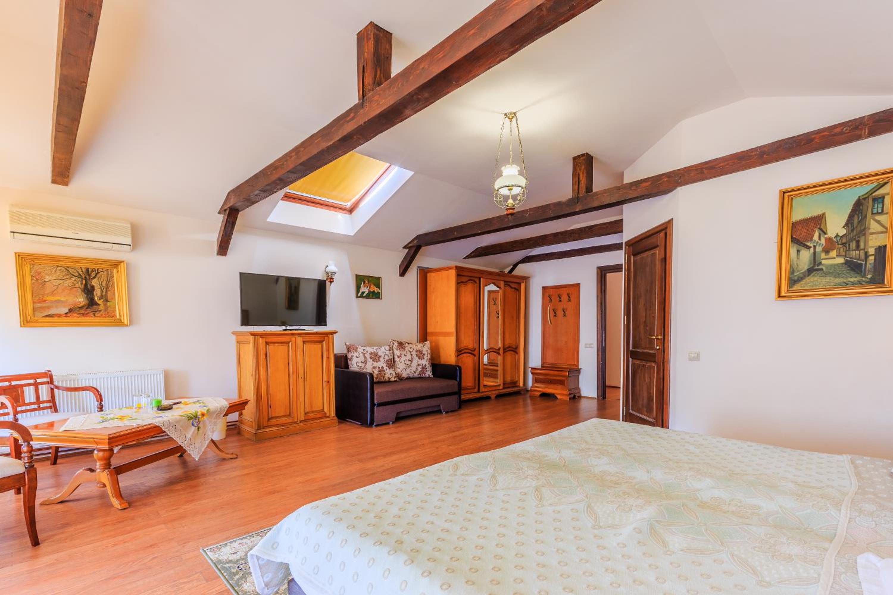 Double or Twin Room photo 3
