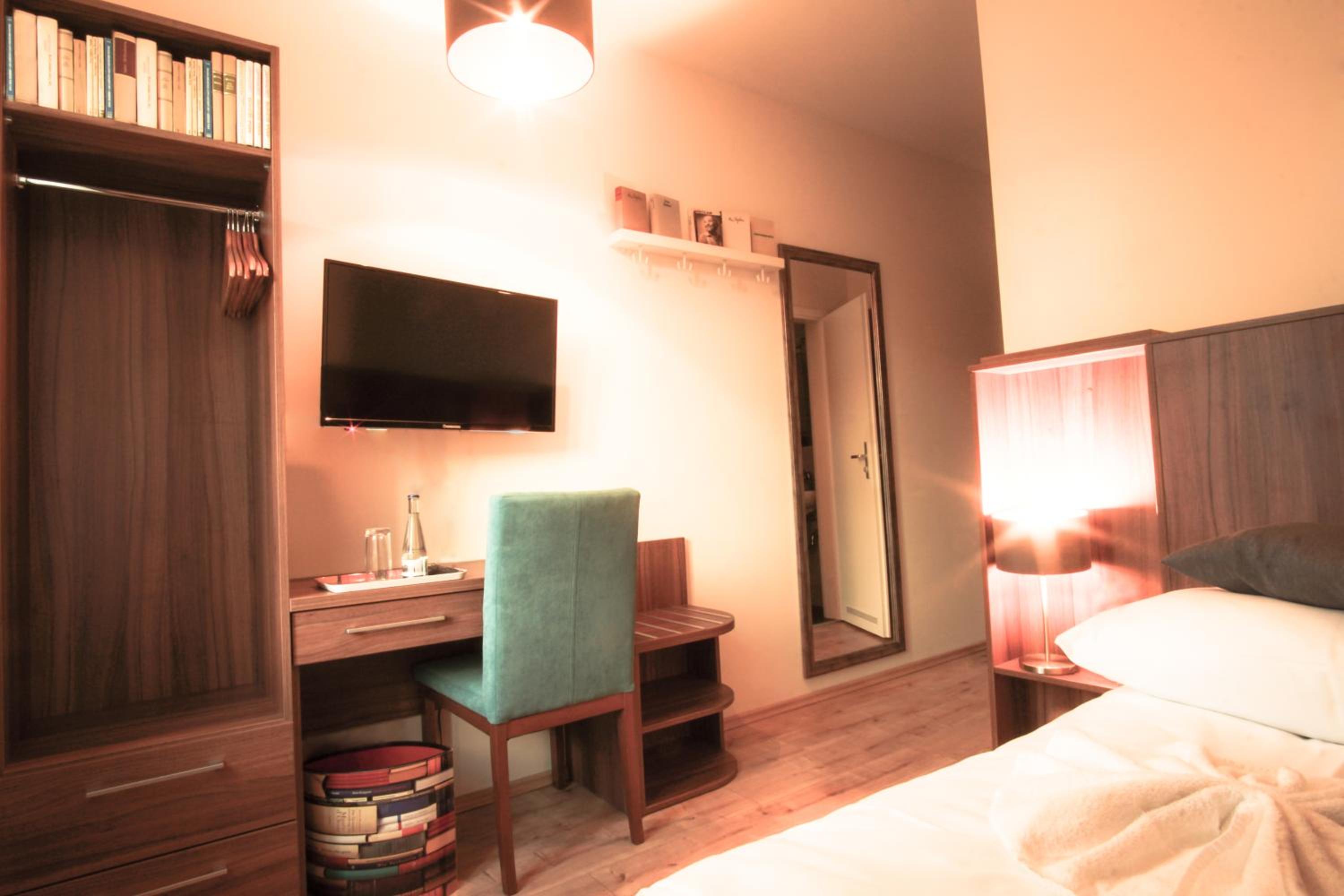 Single Room photo 1
