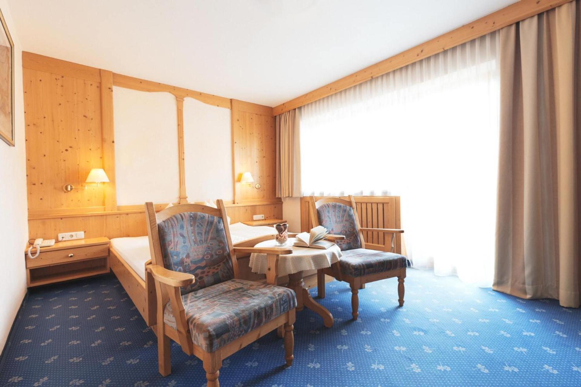 Deluxe Double Room photo 3