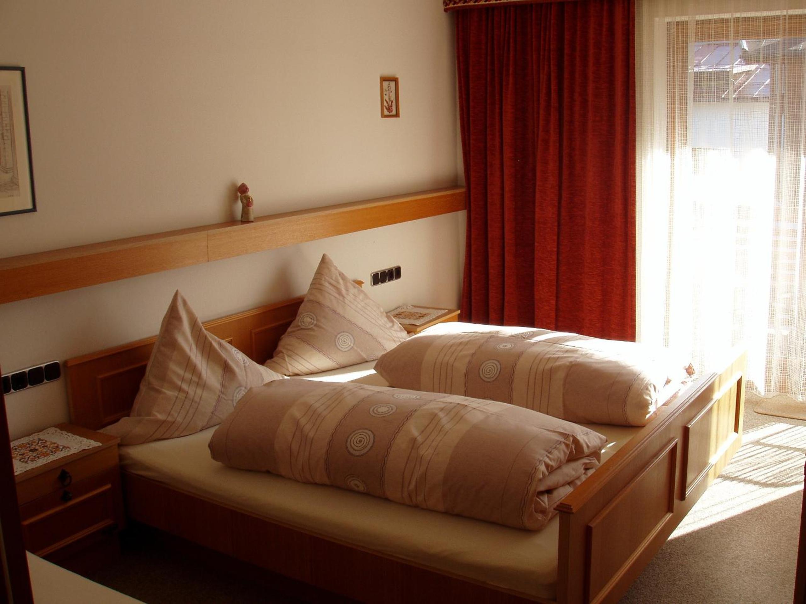 One-Bedroom Apartment with Balcony photo 3