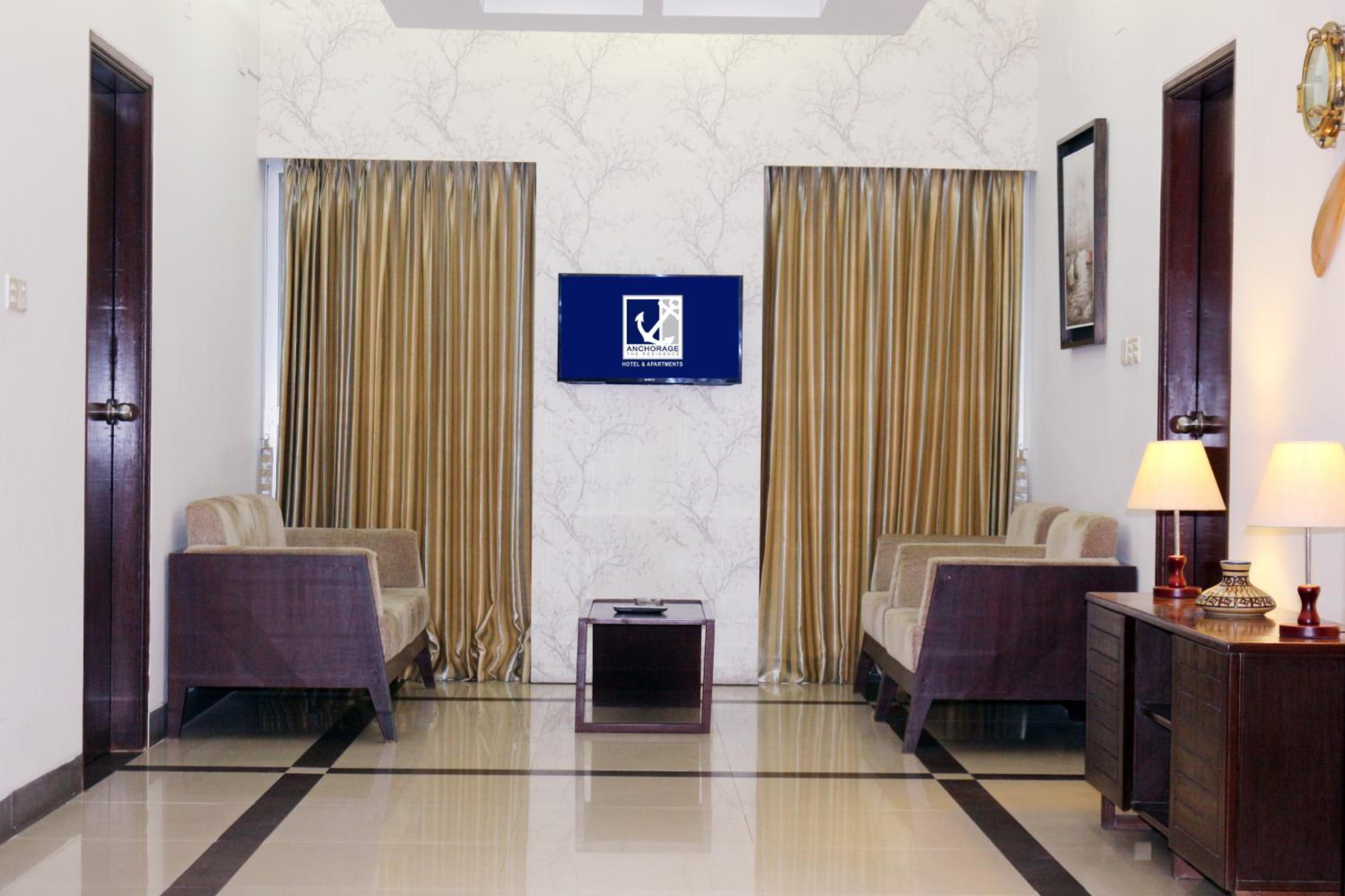 Deluxe King Room photo 1