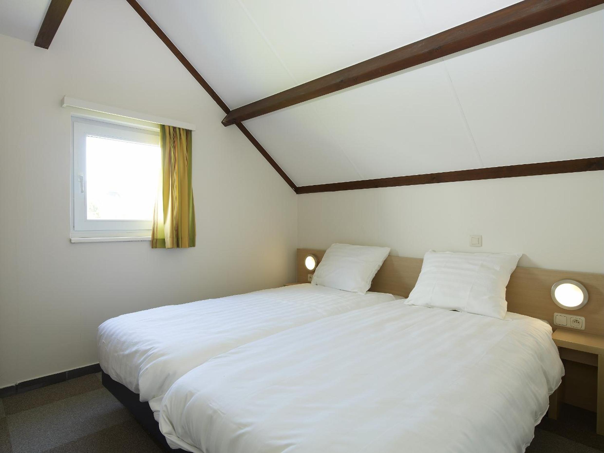Comfort Holiday Home (8 Adults) photo 3