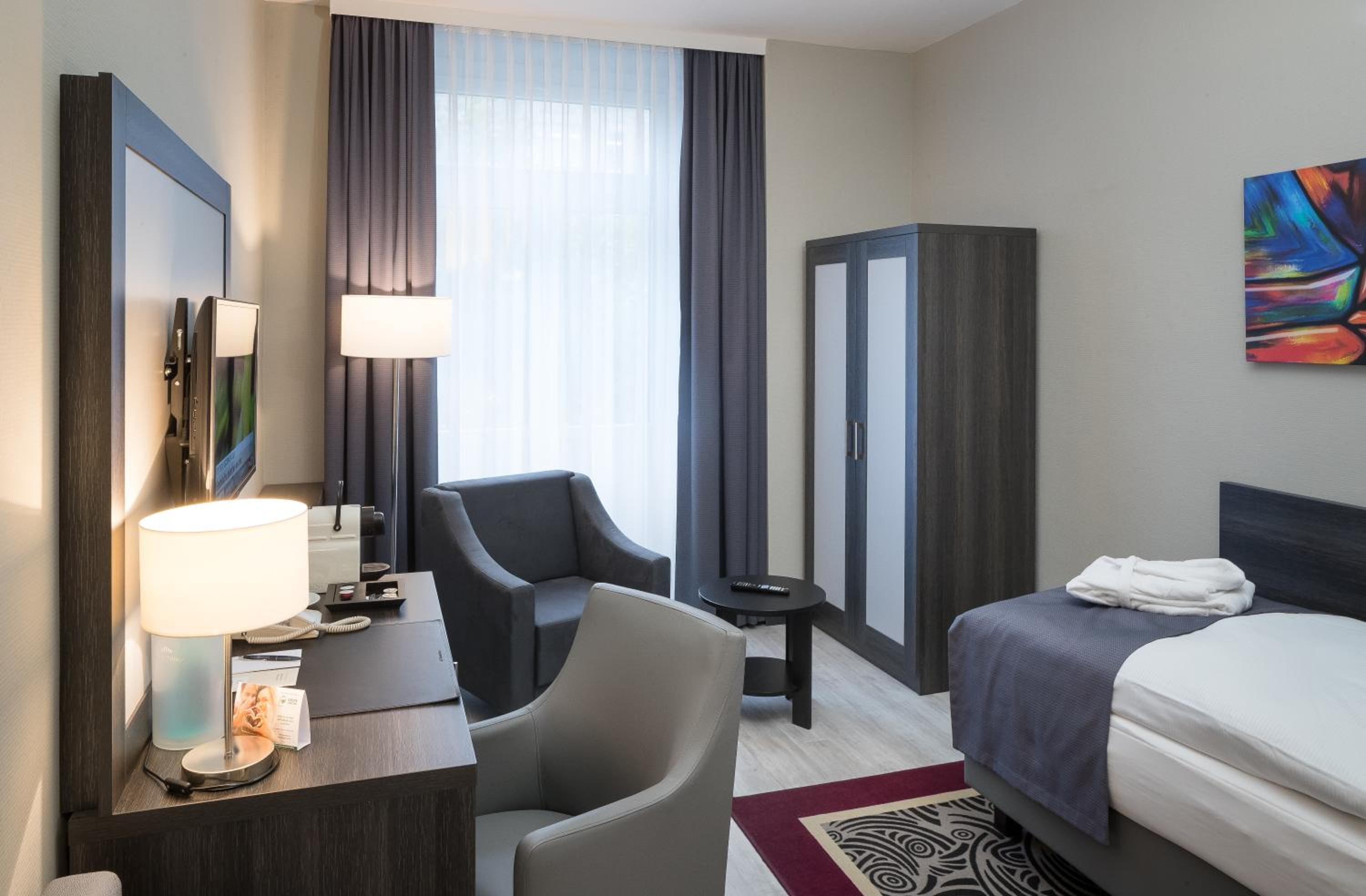 Standard Single Room photo 2