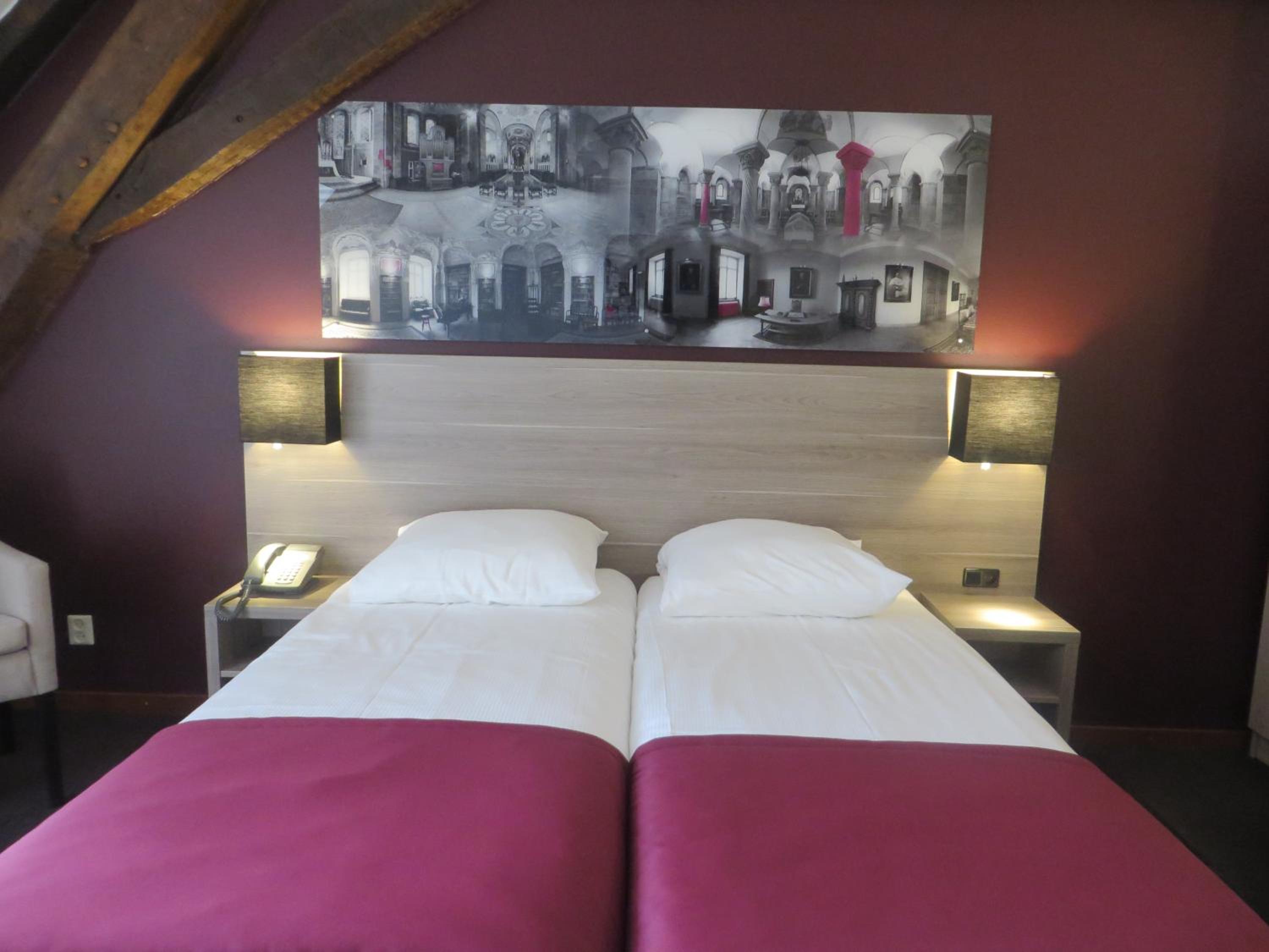 Double Room - Photo 5