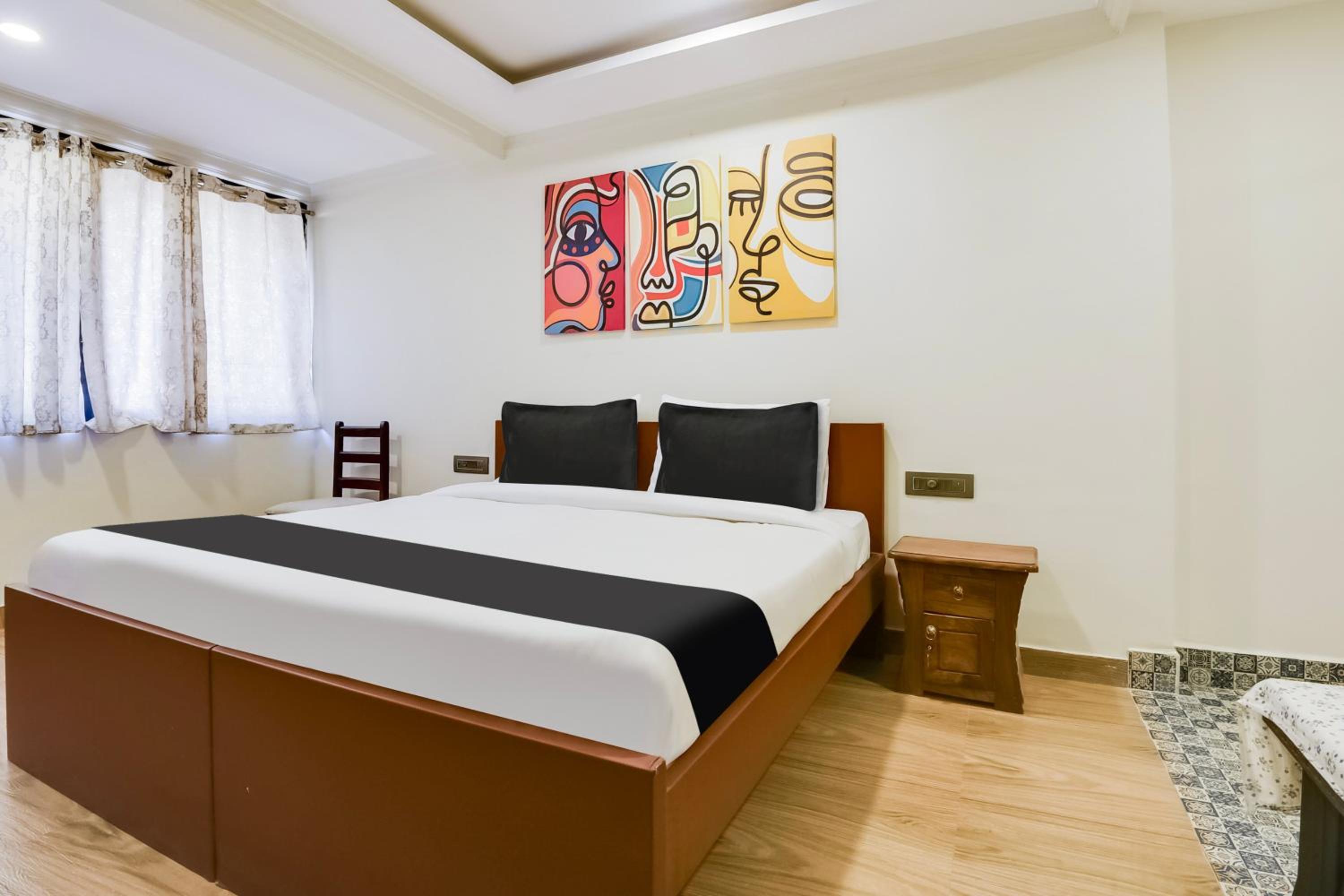 Deluxe Room, photo 6