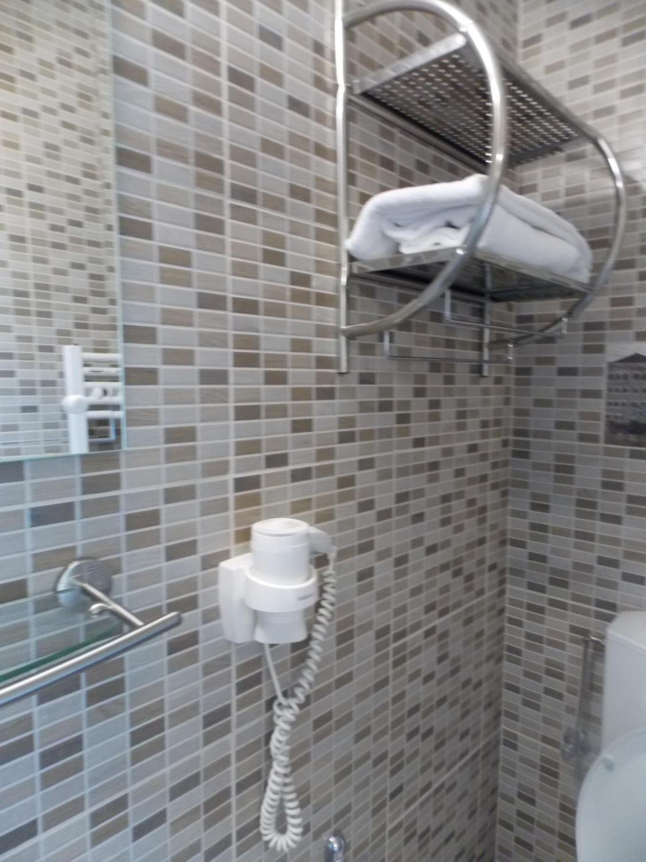 Triple Room - Photo 7