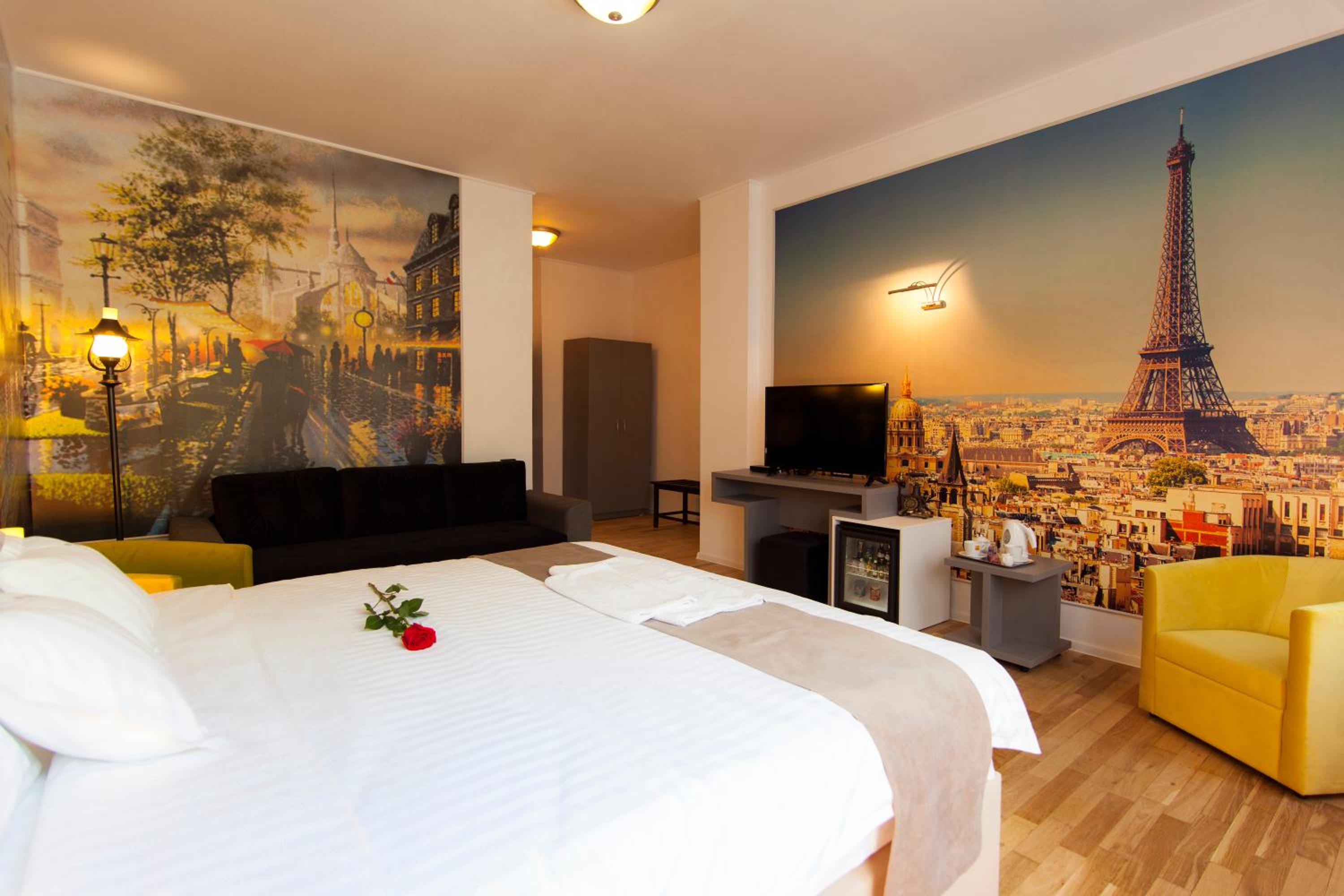 Superior King Room