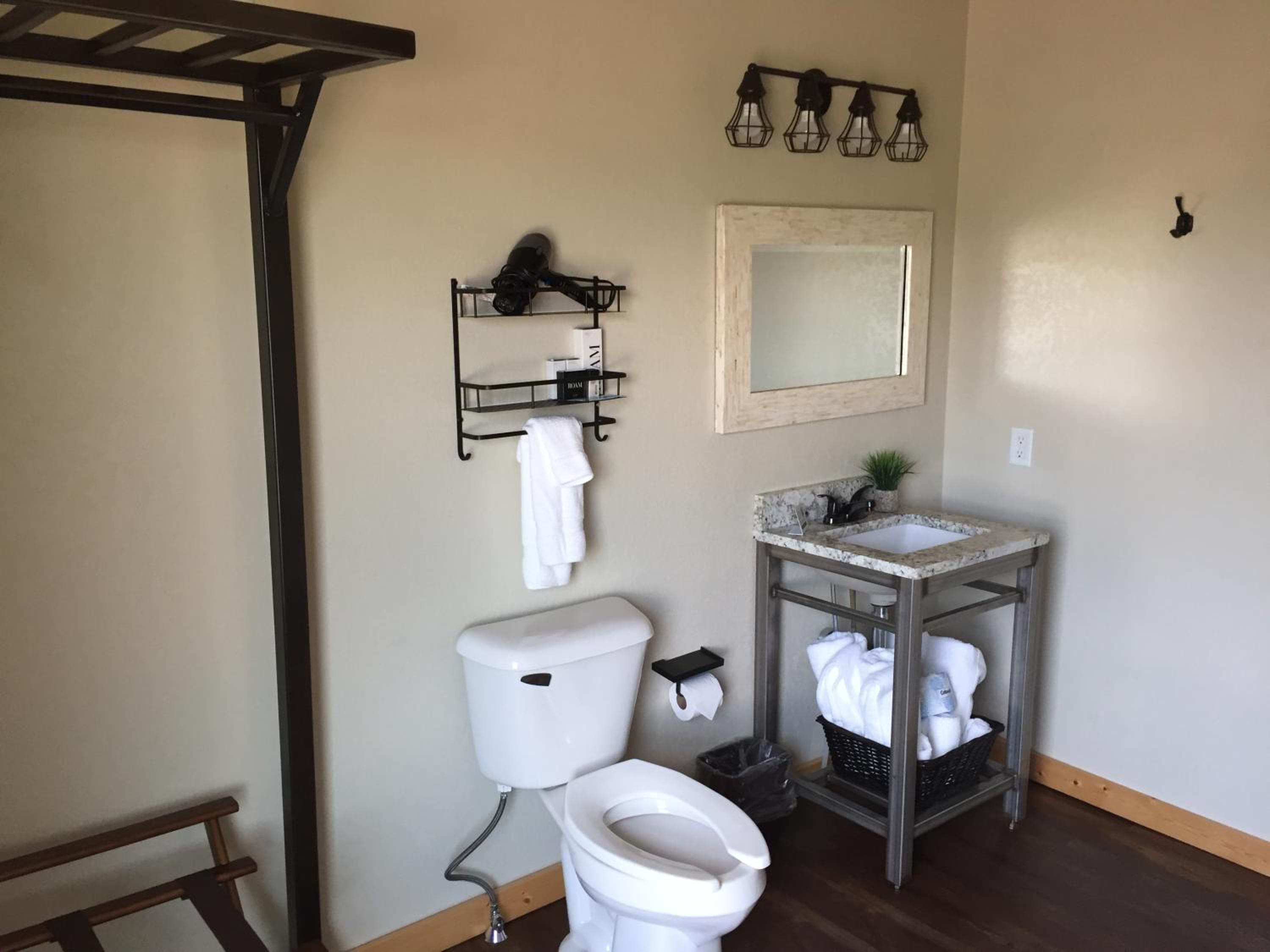 King Room with Balcony photo 2
