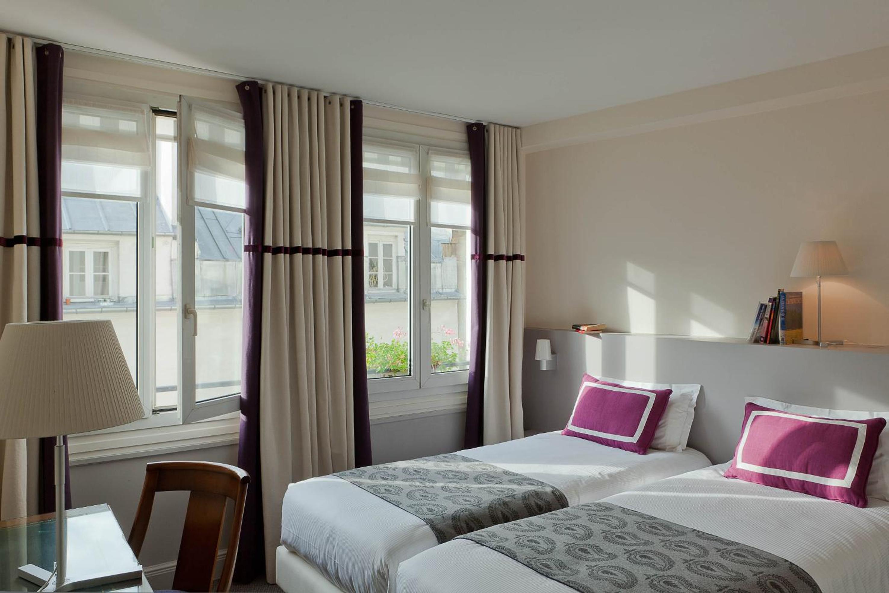 Classic Double or Twin Room photo 3