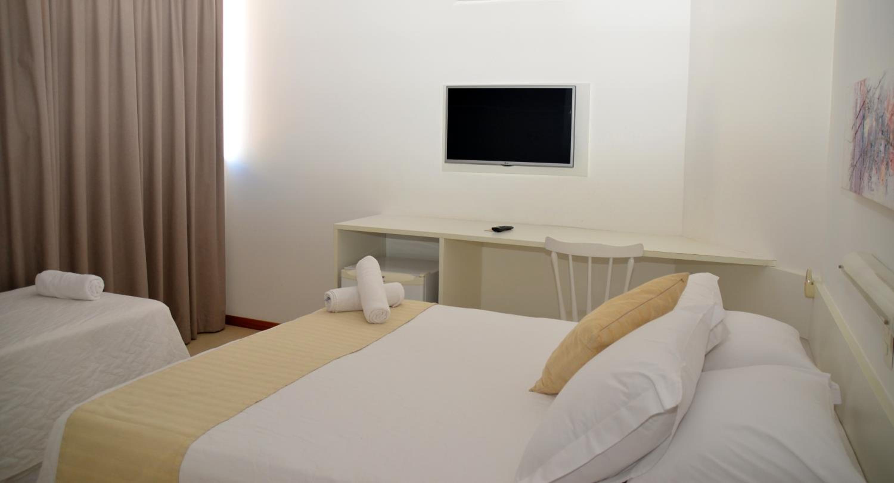 Deluxe Triple Room photo 2
