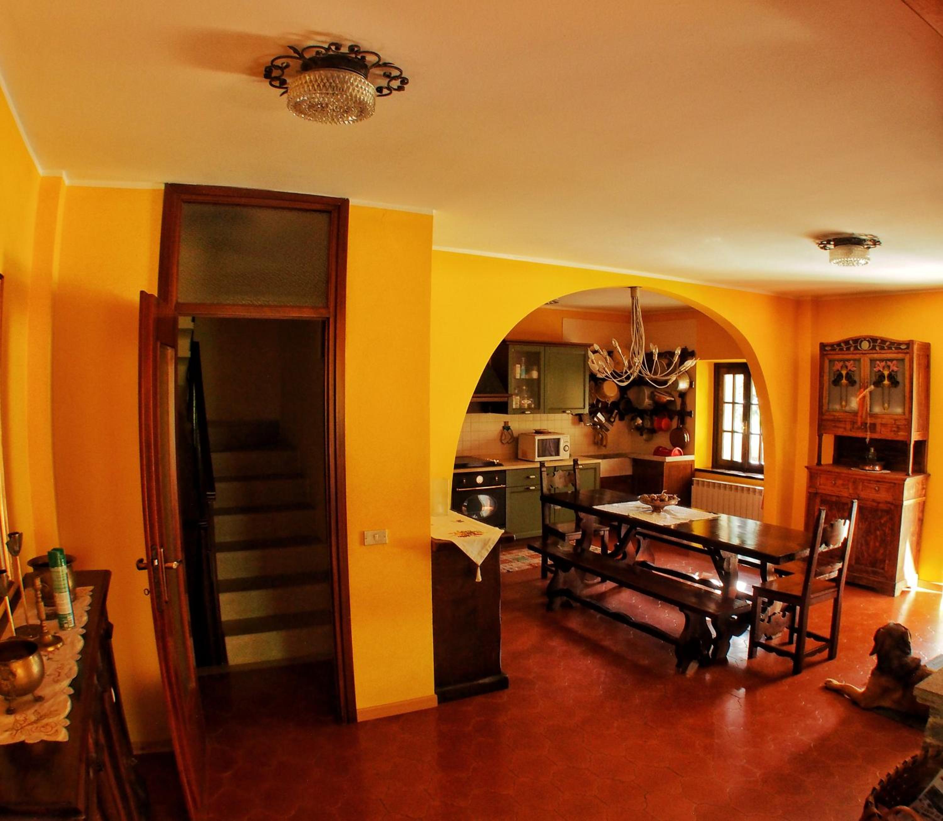 Four-Bedroom House photo 2