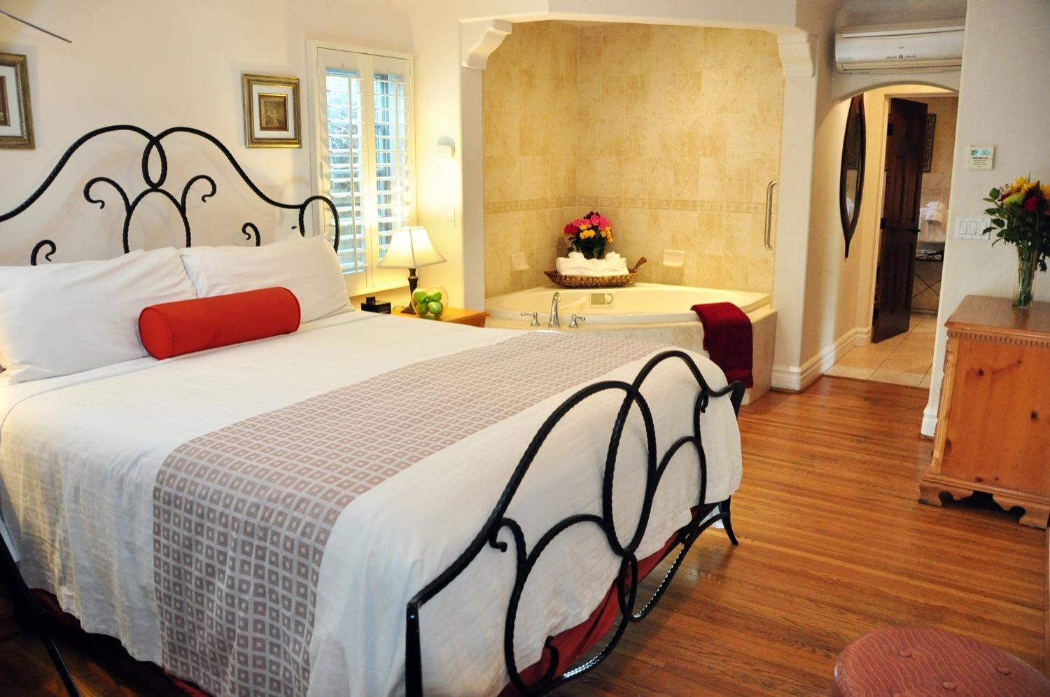 San Clemente Casita - Photo 5