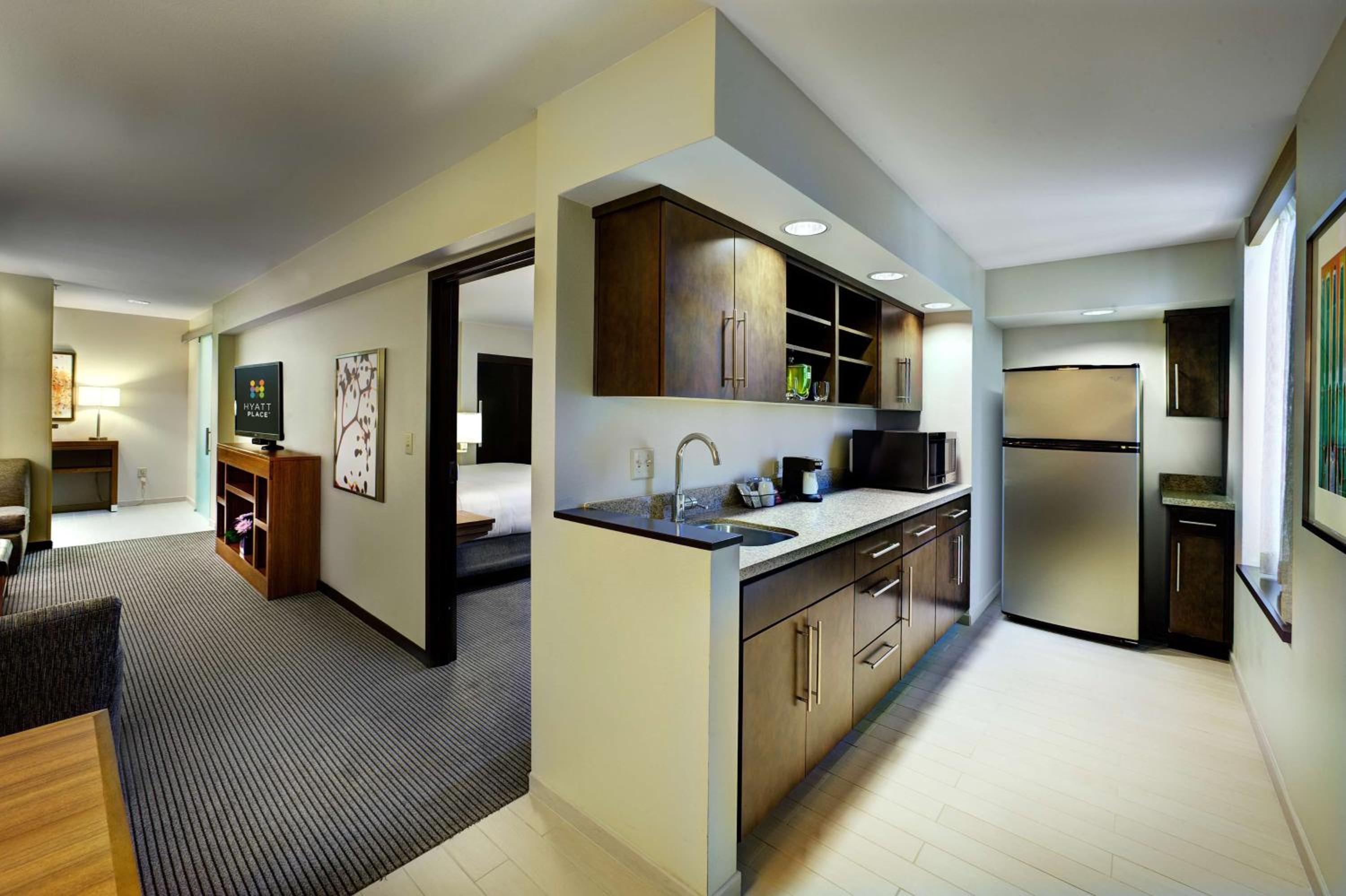 One-Bedroom King Suite with Sofa Bed - Photo 2