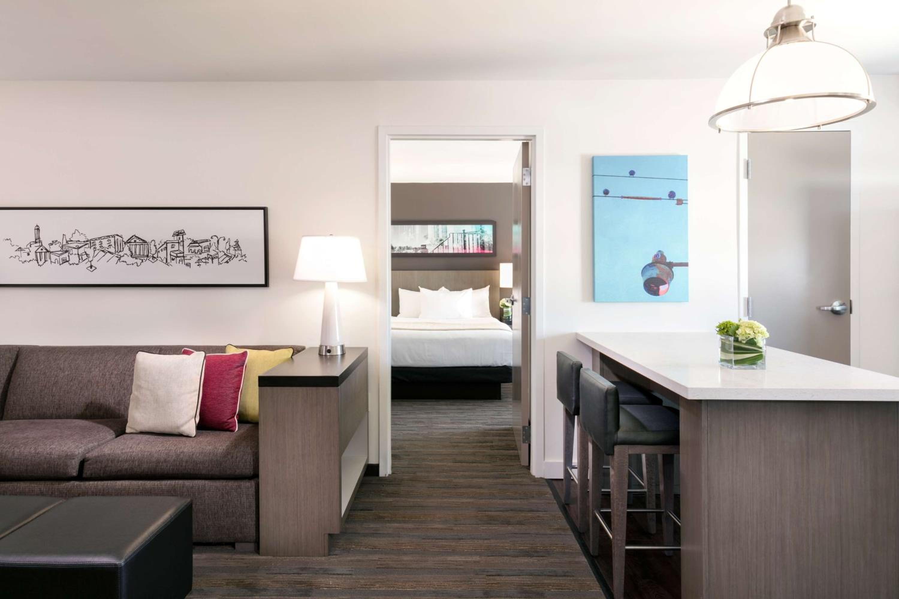 Two-Bedroom Suite With Sofa Bed And Kitchen photo 1